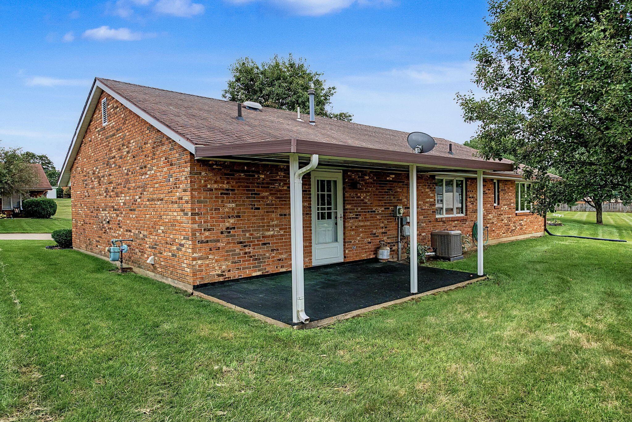 2939 Avery, Springfield, Ohio 45503