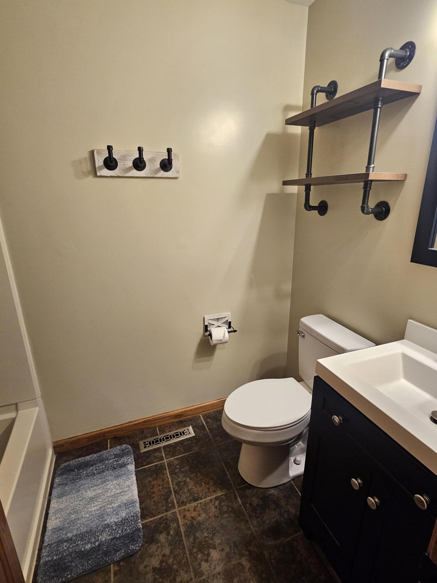 95 Southmoor Shores, Saint Marys, Ohio 45885