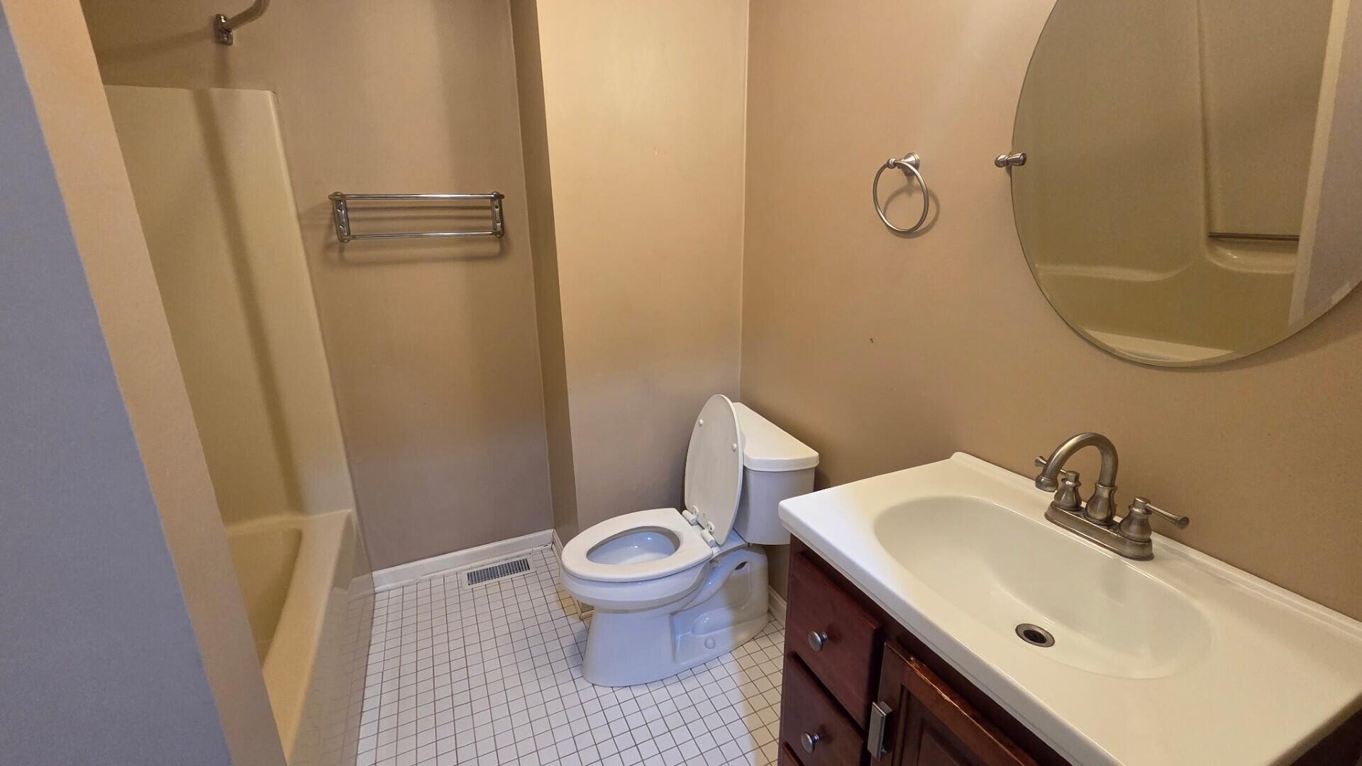 1228 Lincoln, Wapakoneta, Ohio 45895