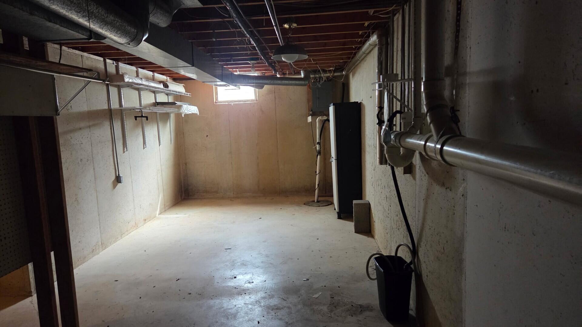 1228 Lincoln, Wapakoneta, Ohio 45895