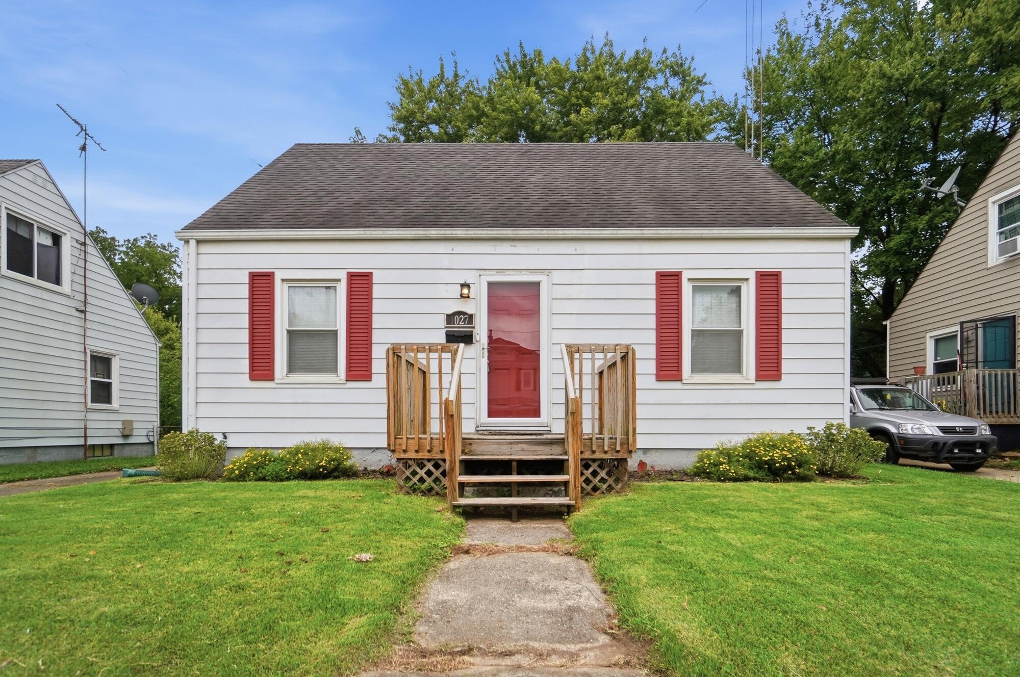 1027 Burnett, Springfield, Ohio 45503