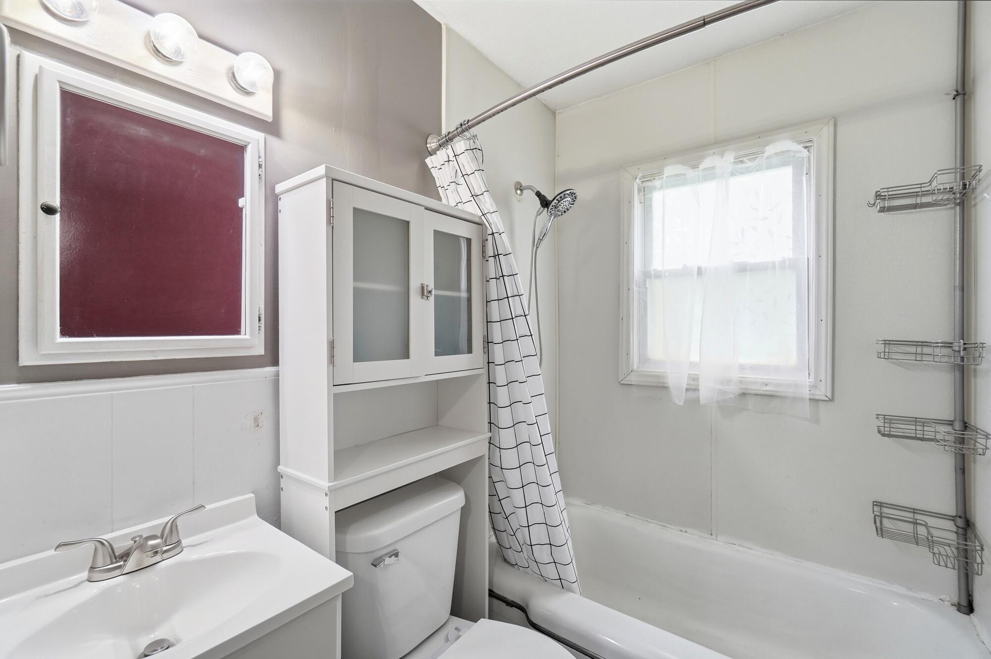 1027 Burnett, Springfield, Ohio 45503