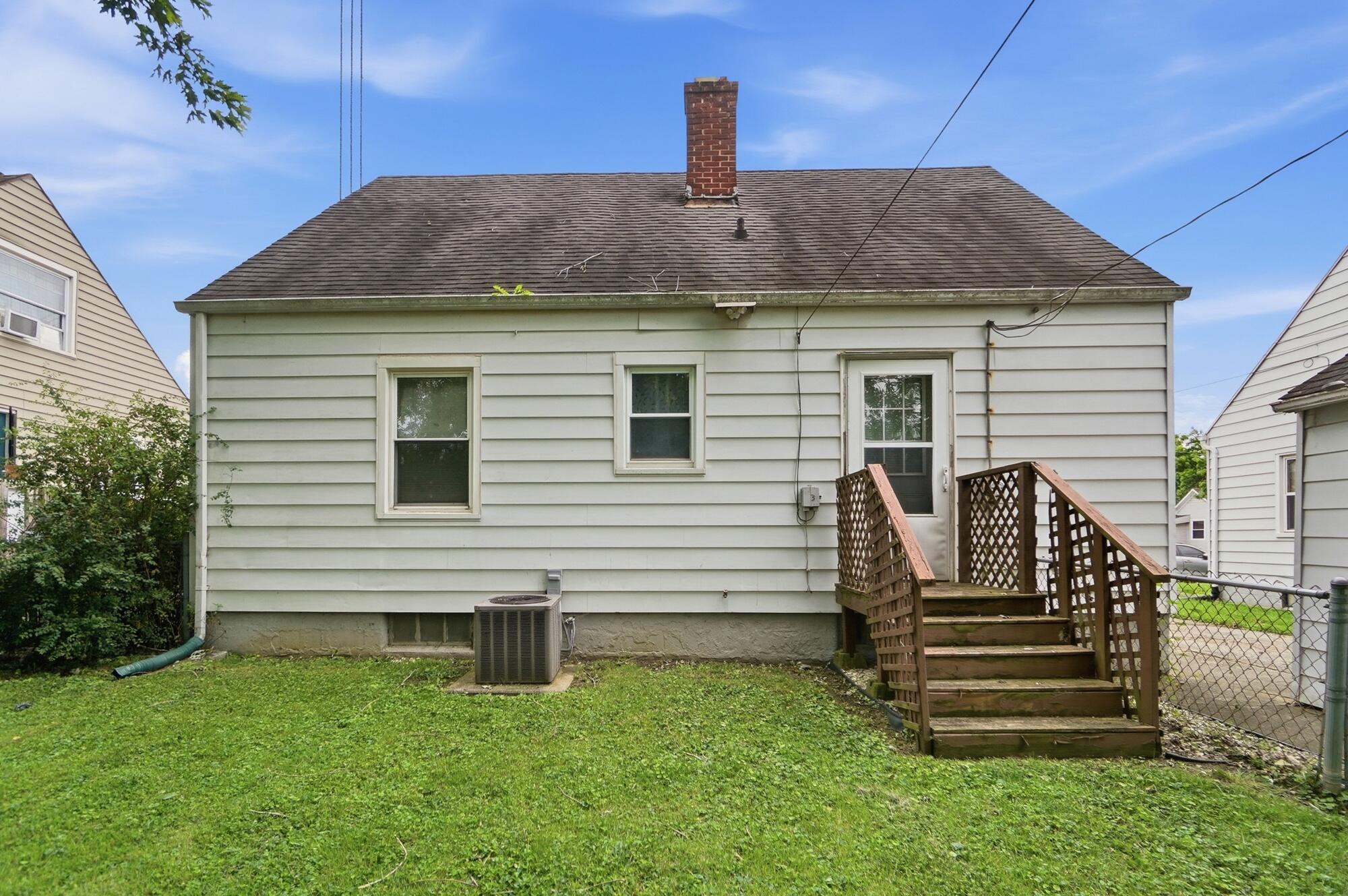 1027 Burnett, Springfield, Ohio 45503