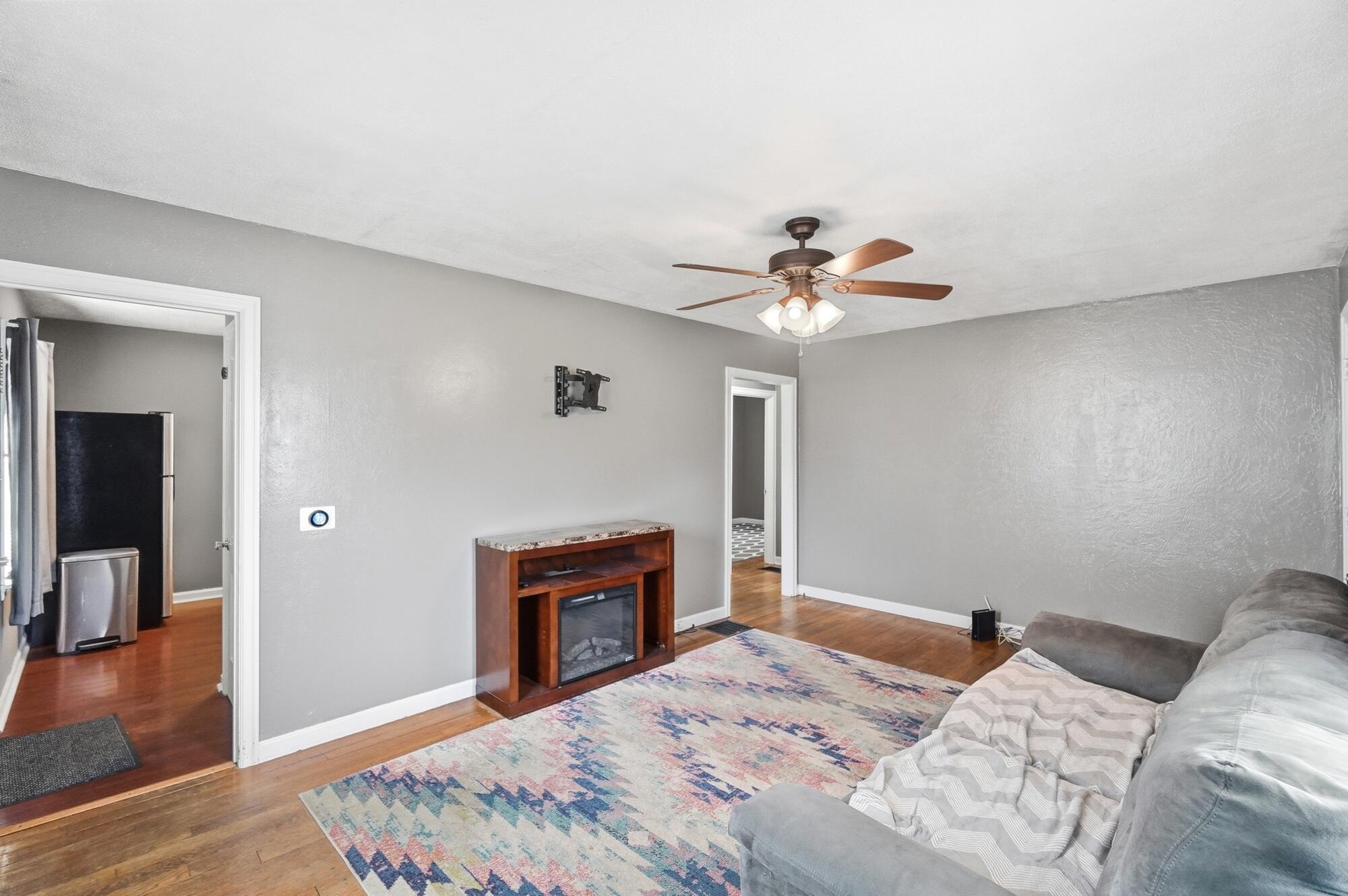 1027 Burnett, Springfield, Ohio 45503