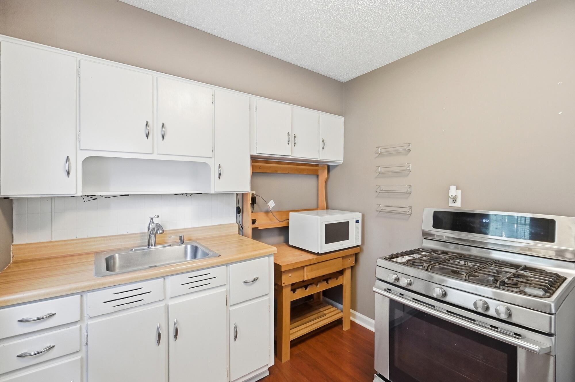 1027 Burnett, Springfield, Ohio 45503