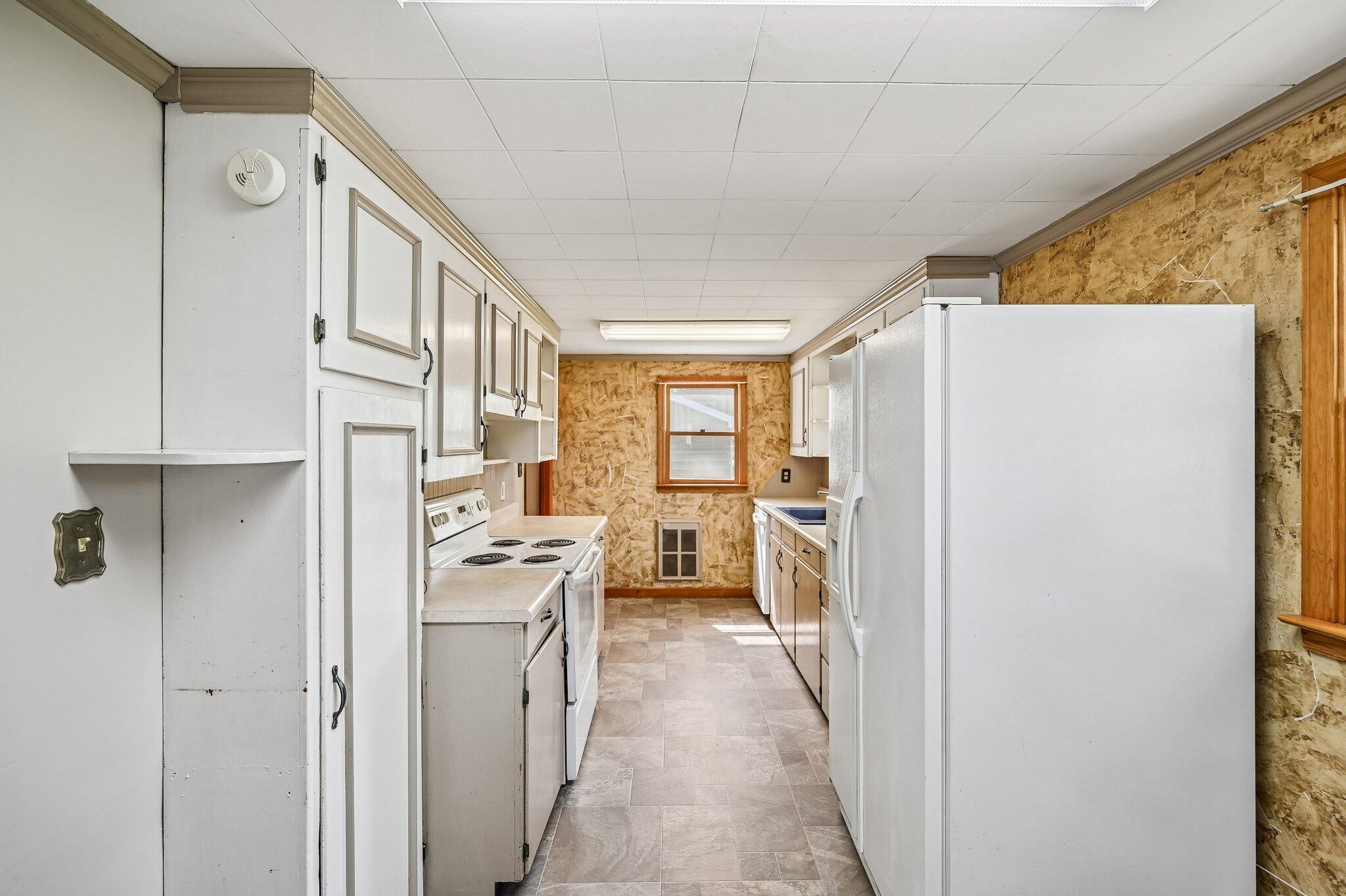 237 Leonard, West Liberty, Ohio 43357