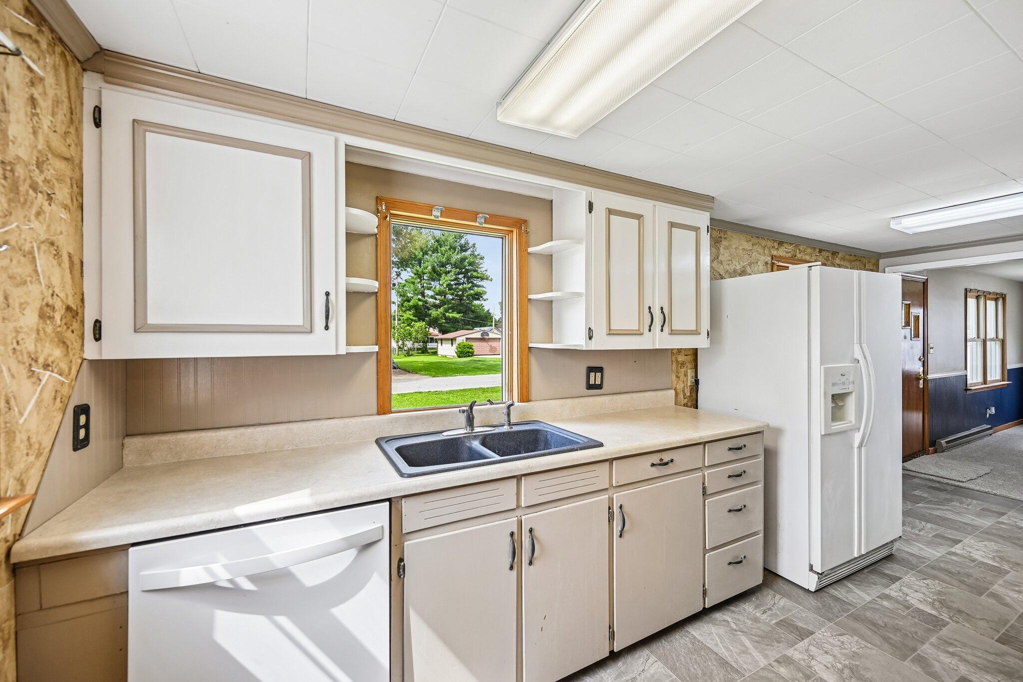 237 Leonard, West Liberty, Ohio 43357