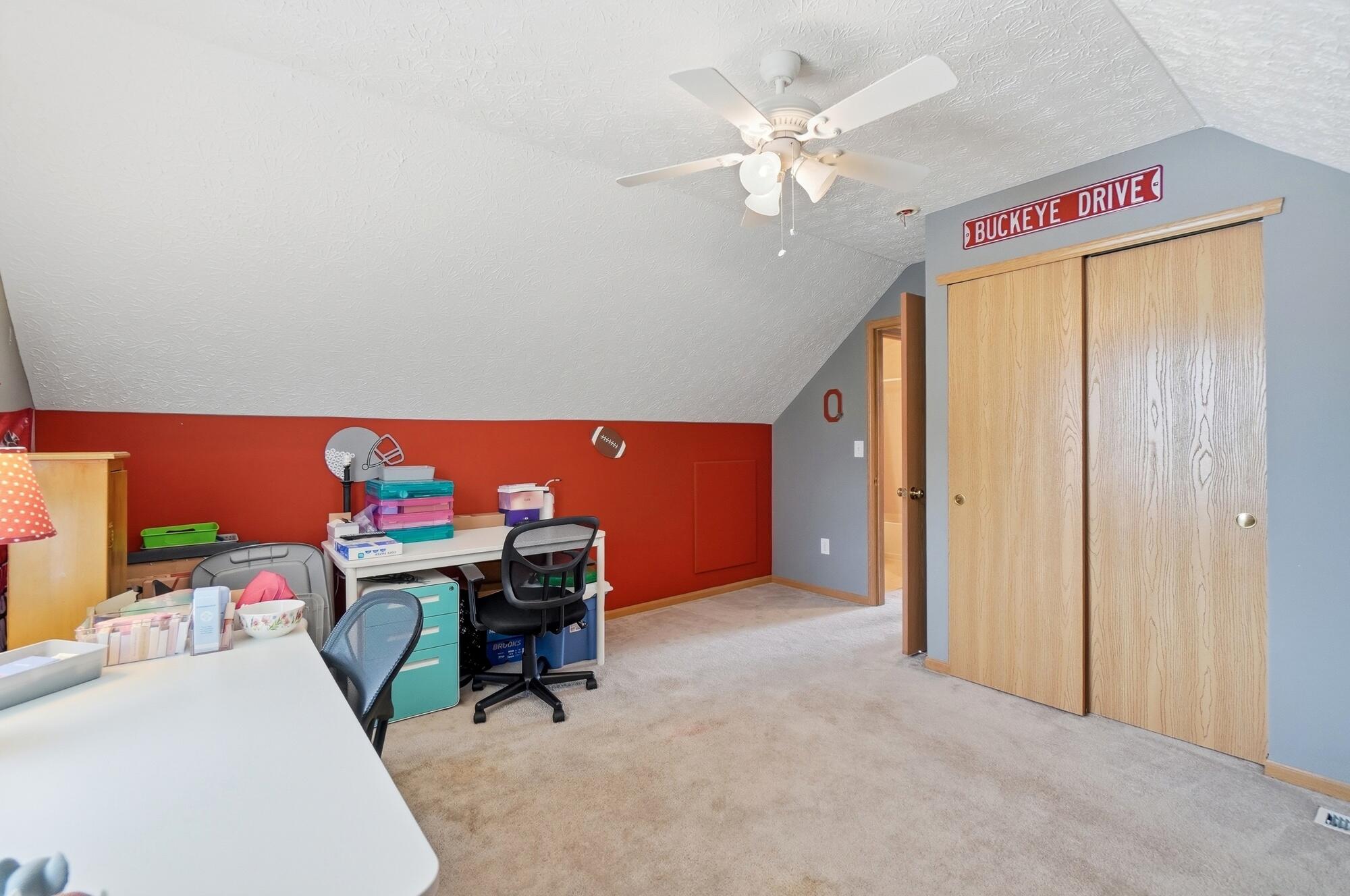 1047 Braxton, London, Ohio 43140