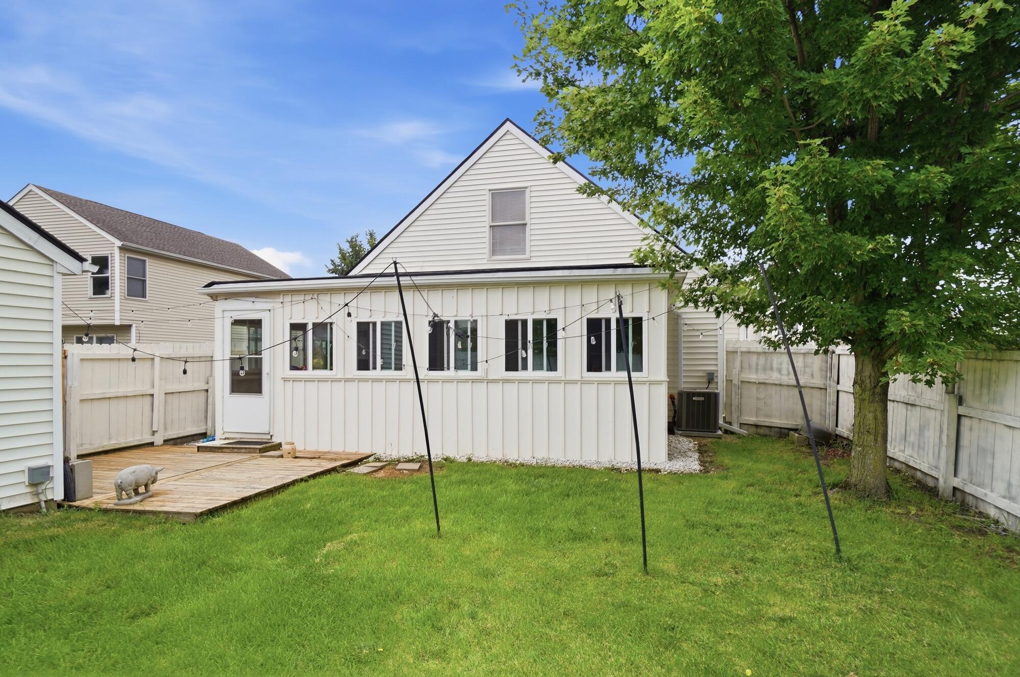 1047 Braxton, London, Ohio 43140