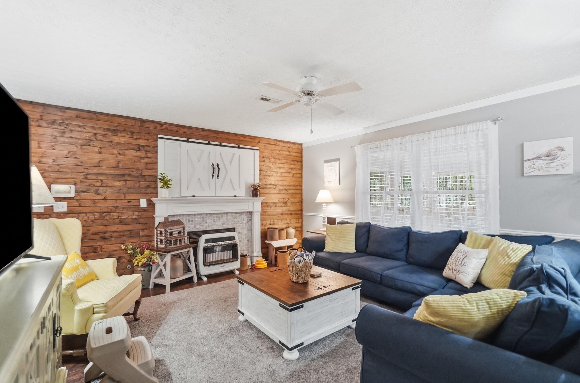 1047 Braxton, London, Ohio 43140
