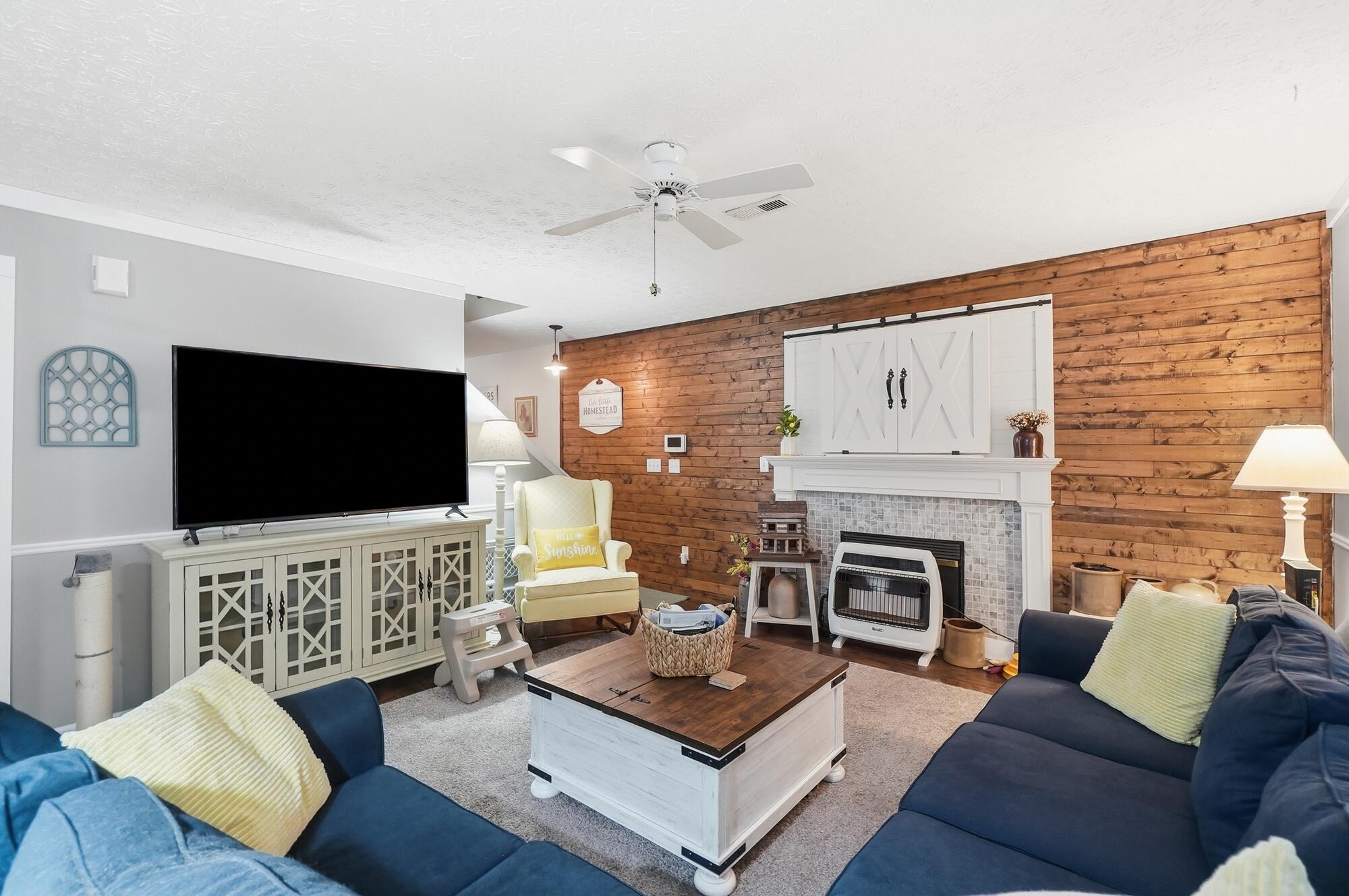 1047 Braxton, London, Ohio 43140