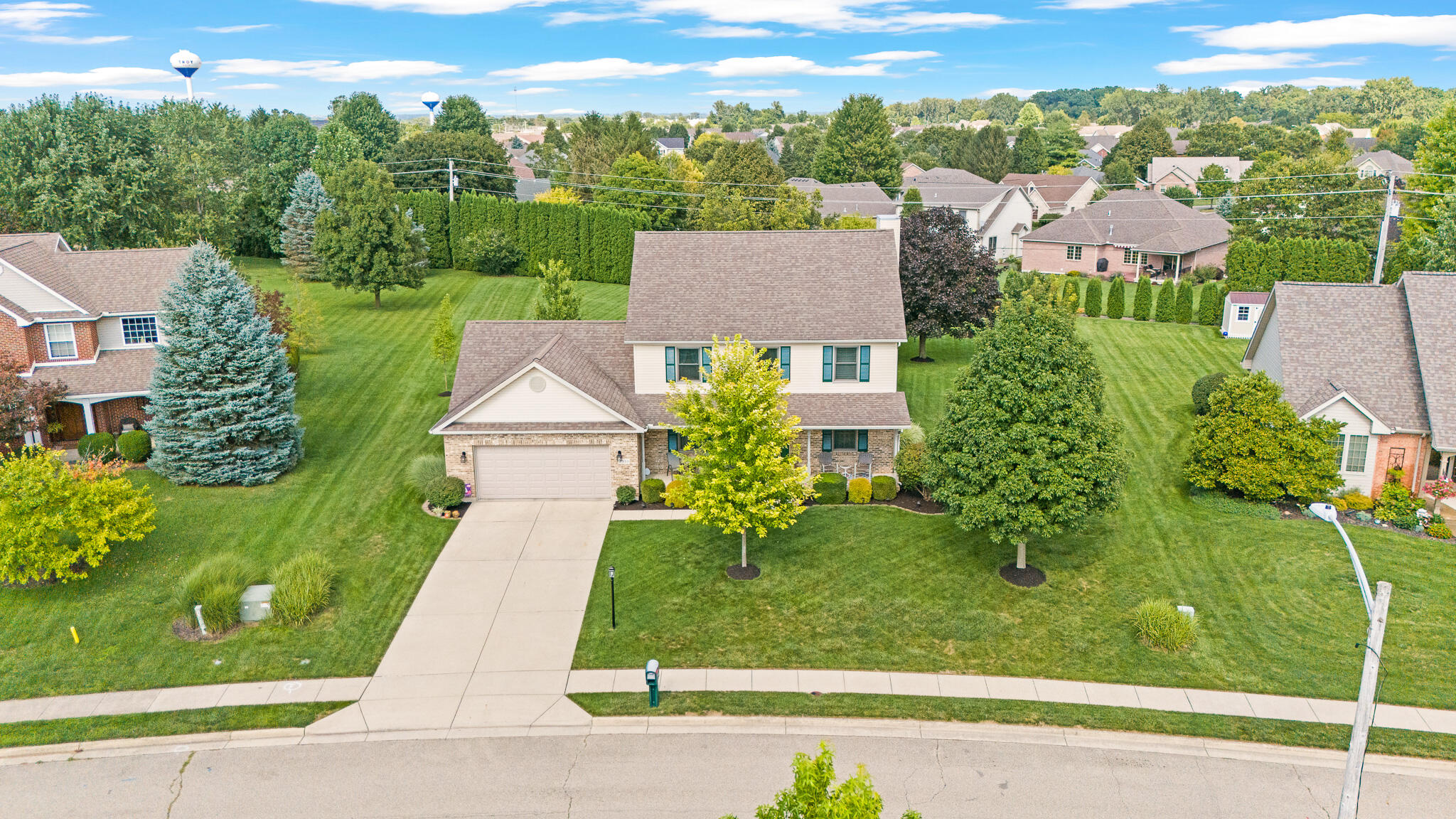 2555 Winfield, Troy, Ohio 45373