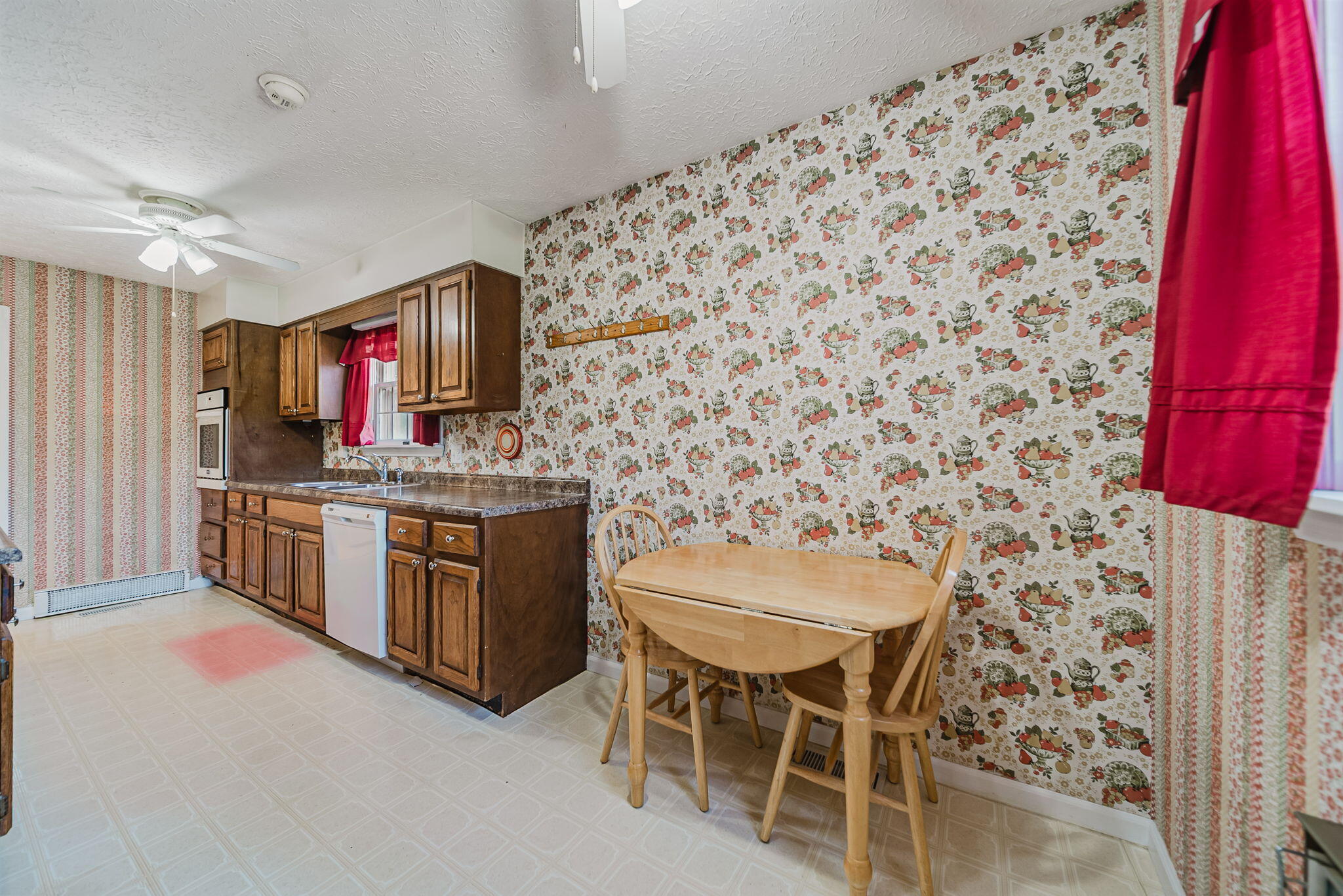 865 Geiserman, Piqua, Ohio 45356