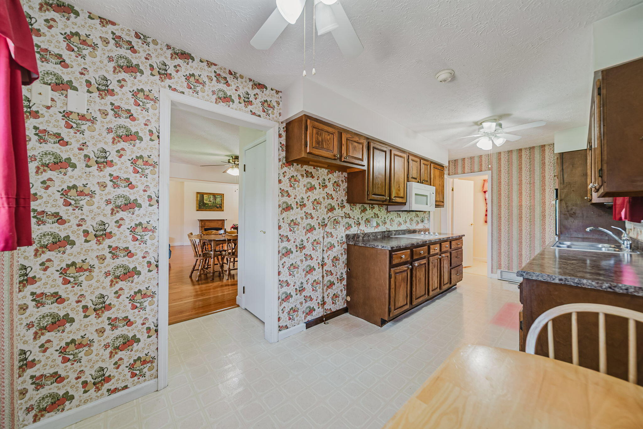 865 Geiserman, Piqua, Ohio 45356