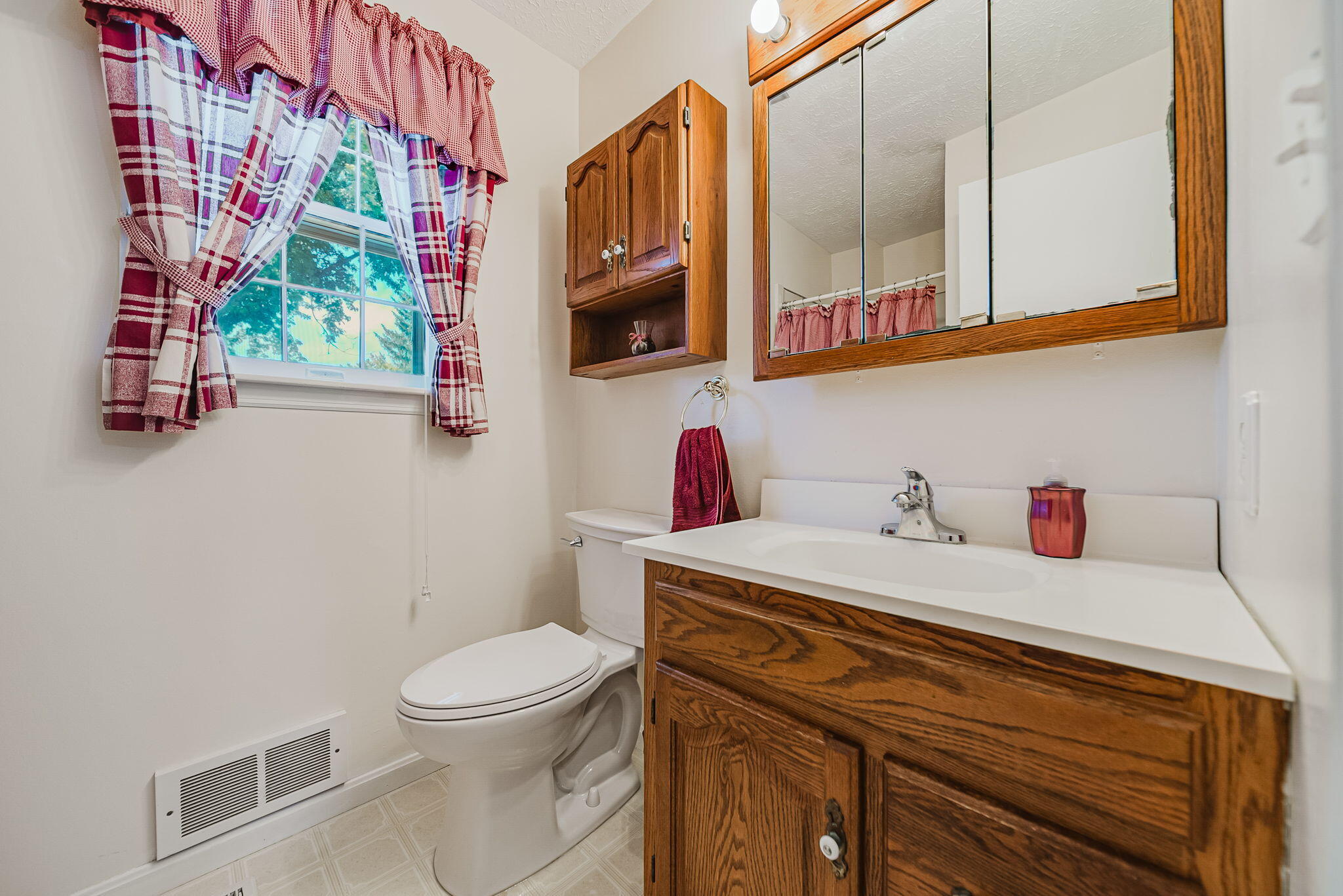 865 Geiserman, Piqua, Ohio 45356