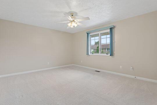 384 Bishop, London, Ohio 43140