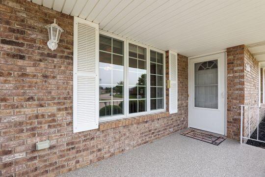 384 Bishop, London, Ohio 43140