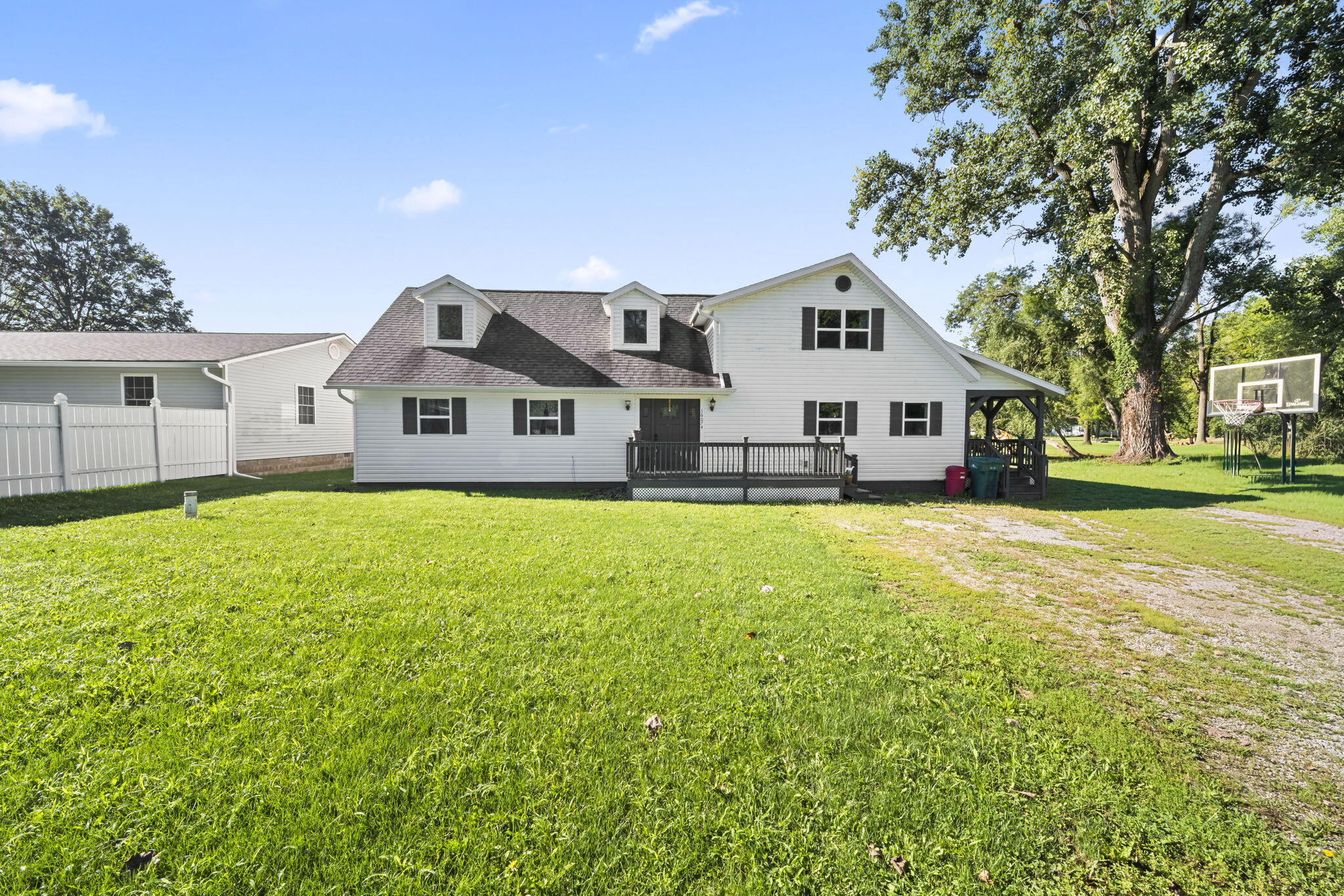 16074 Buckeye, Belle Center, Ohio 43310