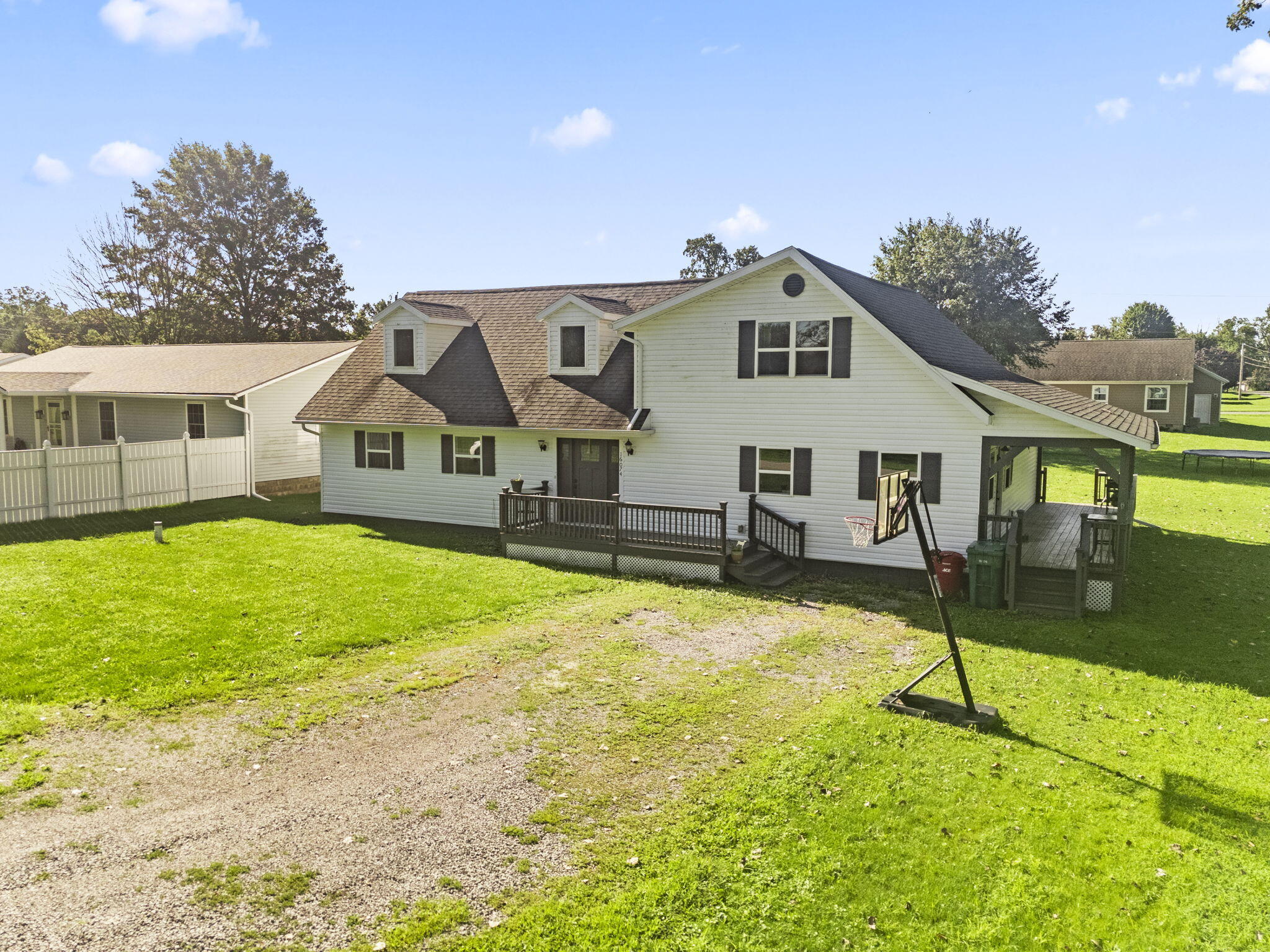 16074 Buckeye, Belle Center, Ohio 43310