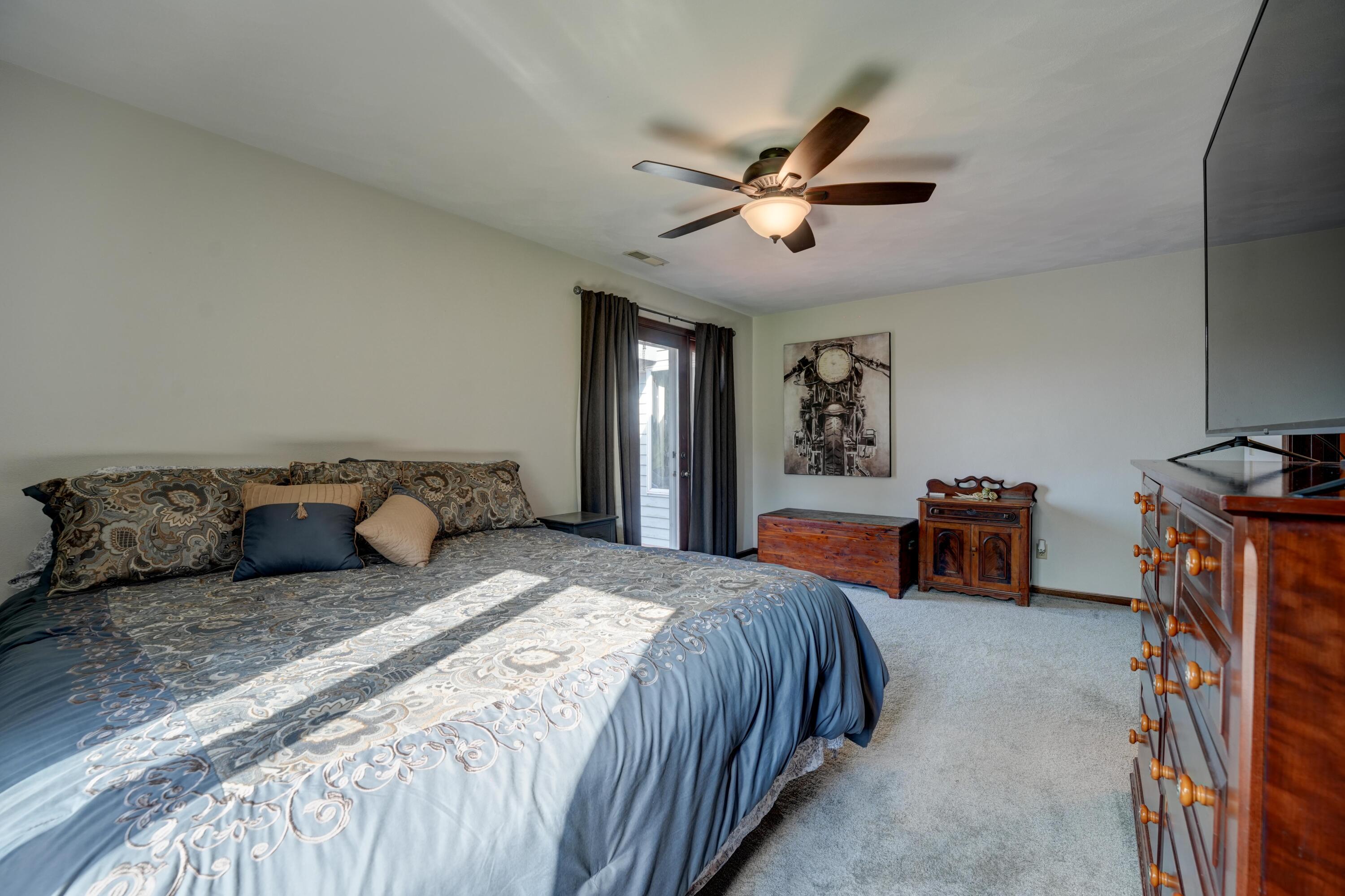 6468 Country Club, Greenville, Ohio 45331
