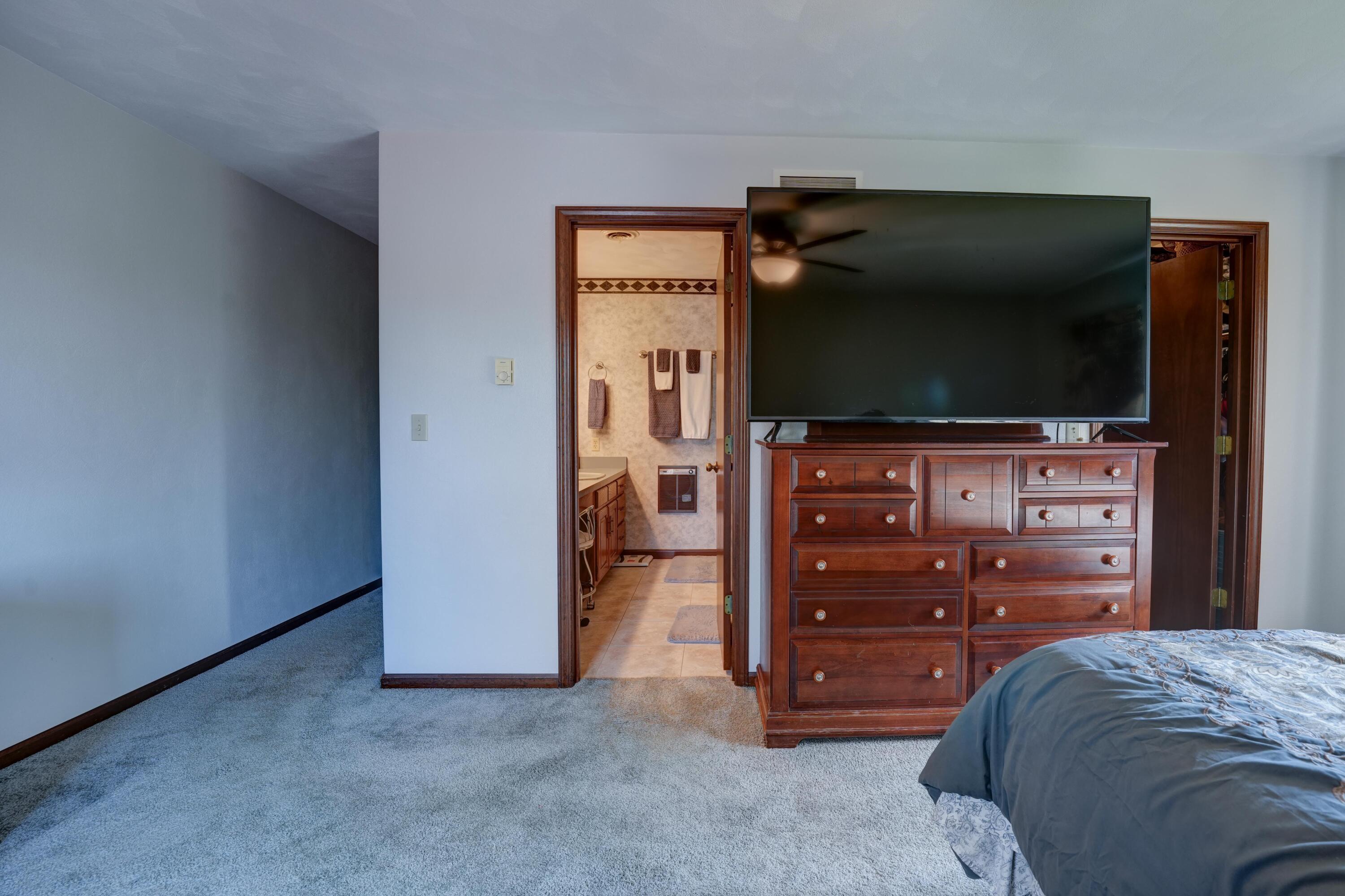 6468 Country Club, Greenville, Ohio 45331
