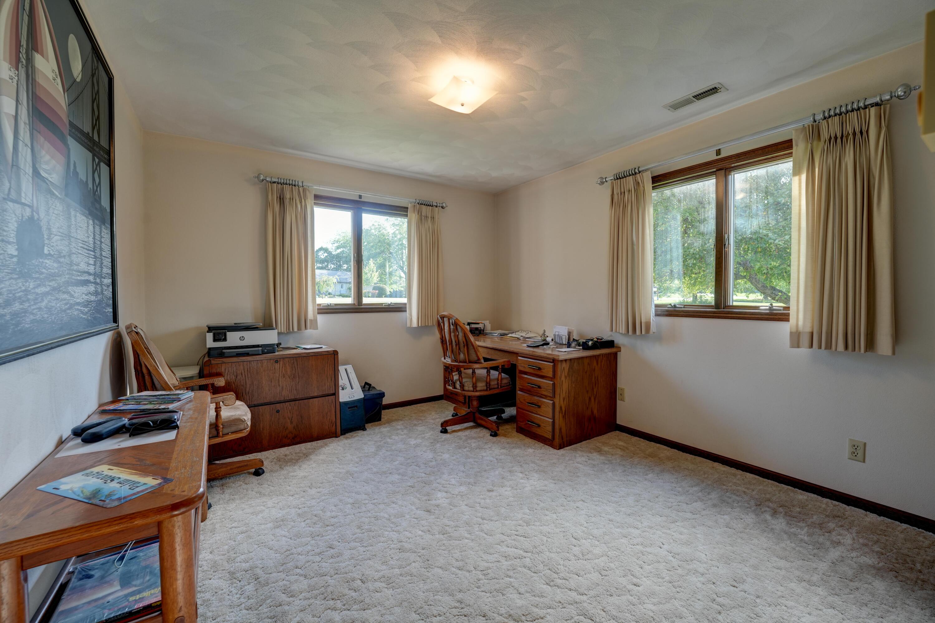 6468 Country Club, Greenville, Ohio 45331