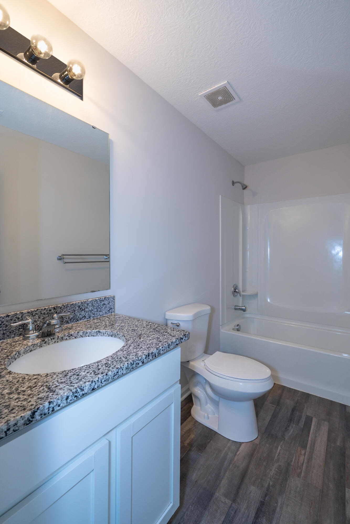 5623 Moss Creek, Clayton, Ohio 45315