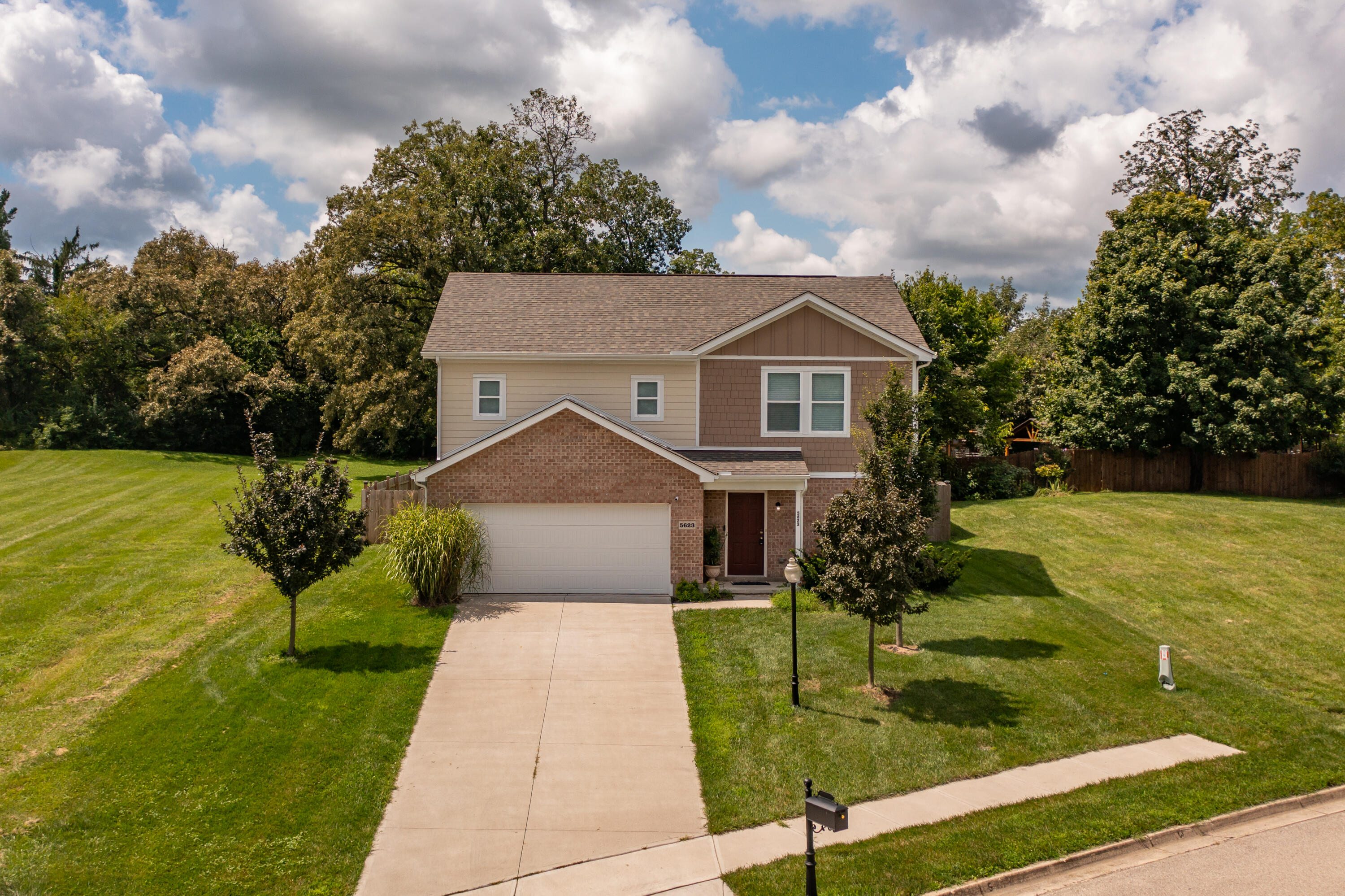 5623 Moss Creek, Clayton, Ohio 45315