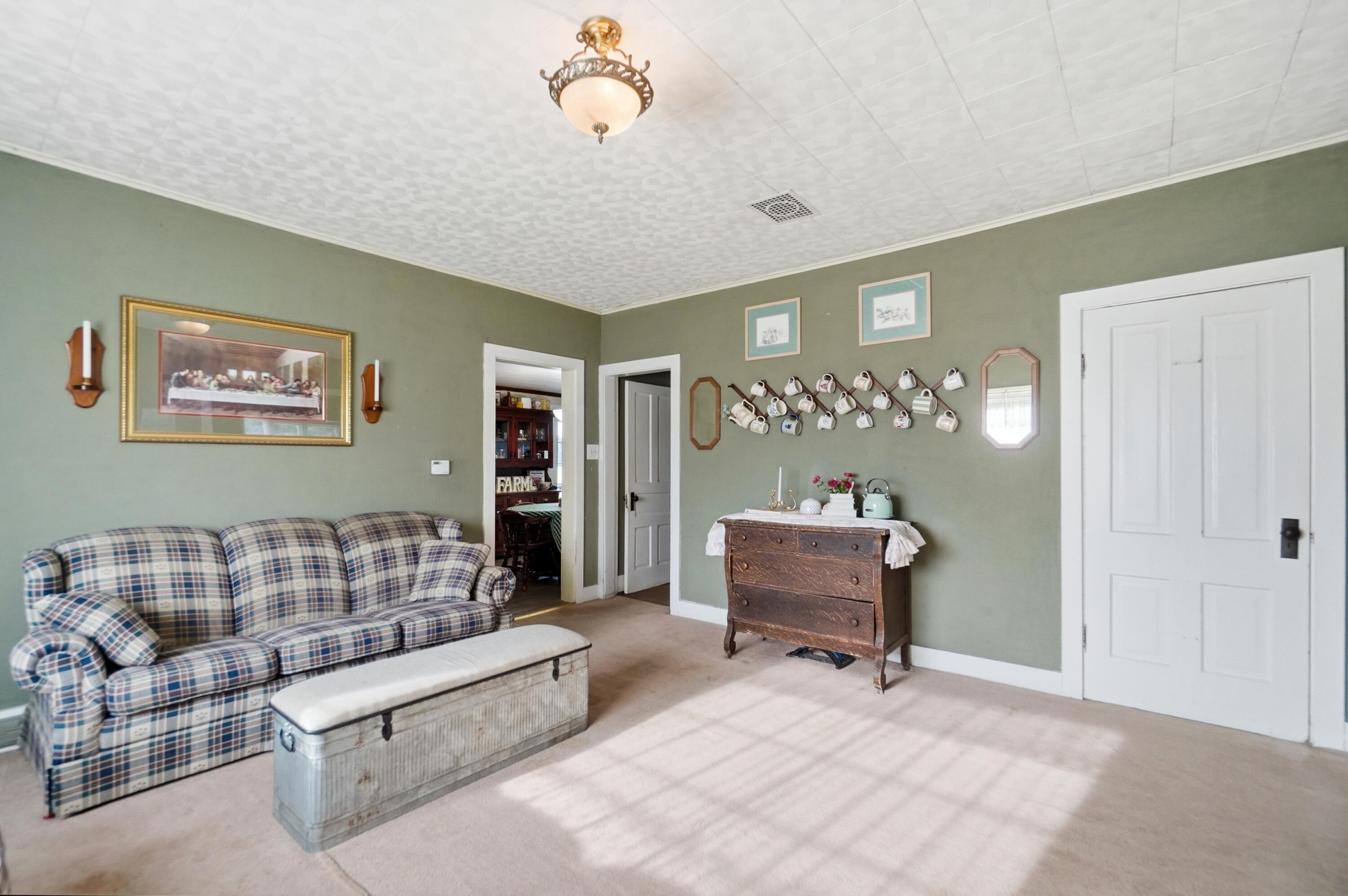 265 Main, Russia, Ohio 45363