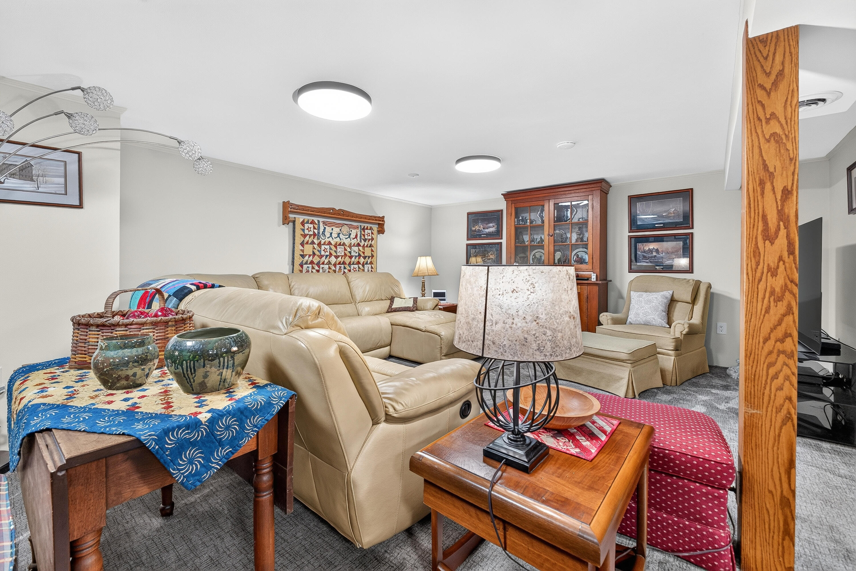 87 Virginia, West Liberty, Ohio 43357