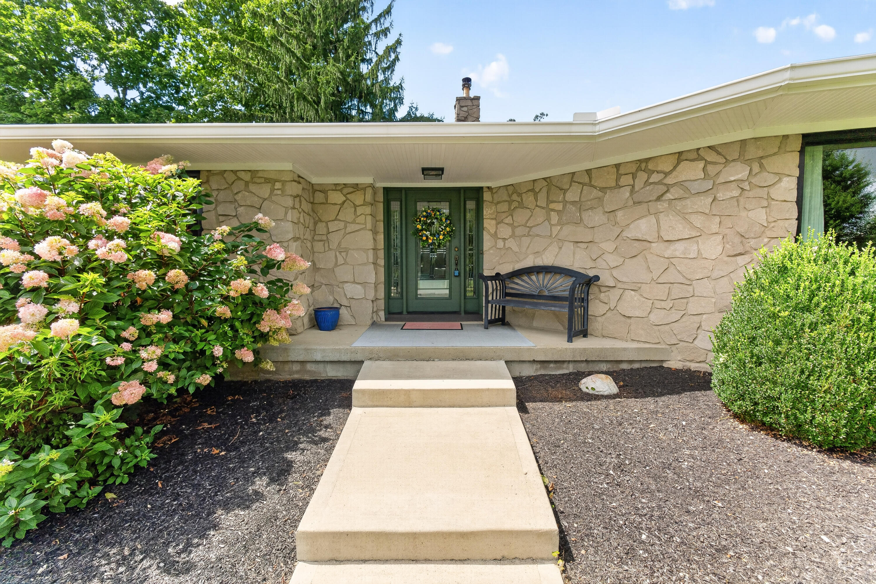 87 Virginia, West Liberty, Ohio 43357