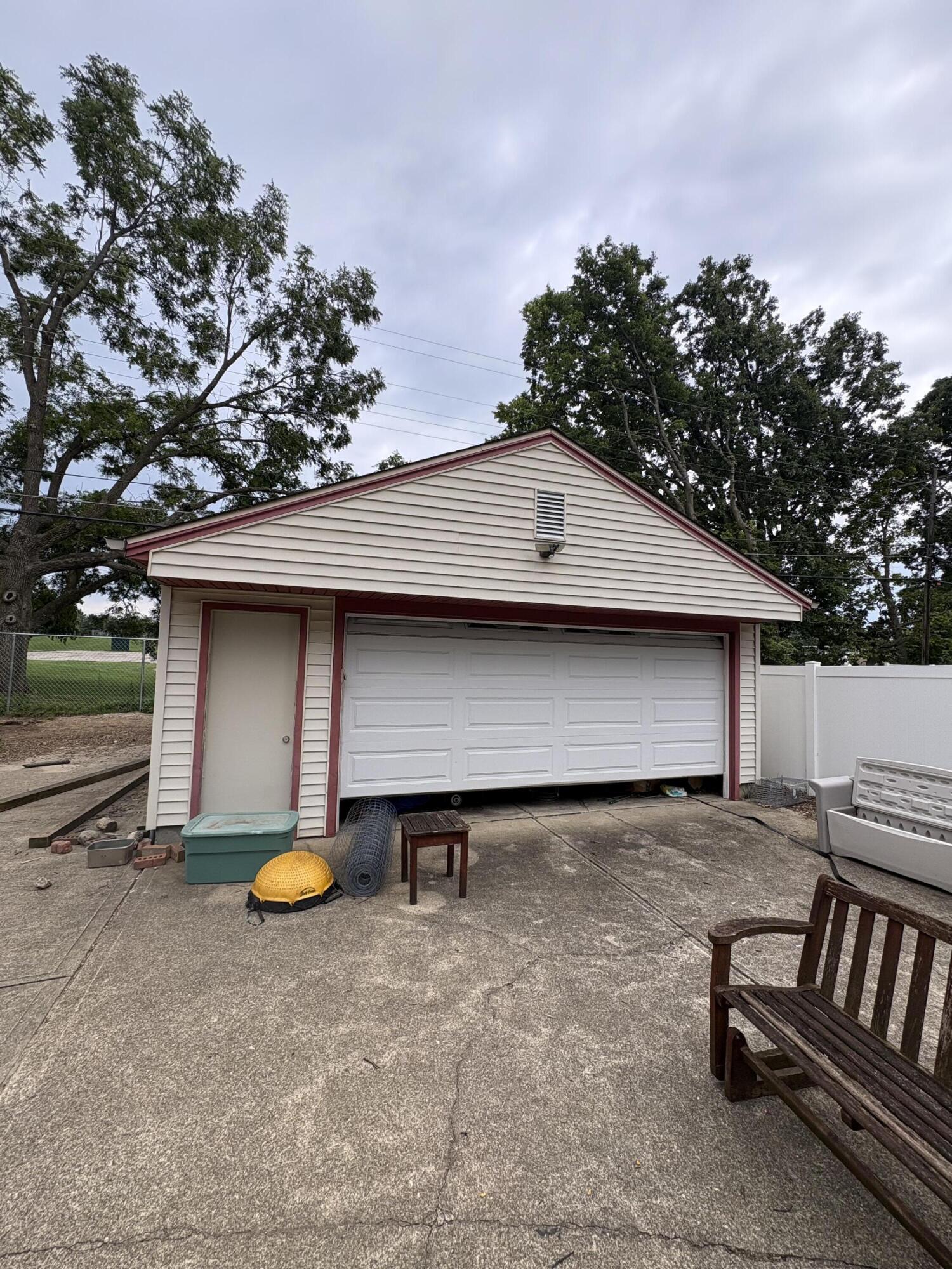 3300 Braddock, Dayton, Ohio 45420