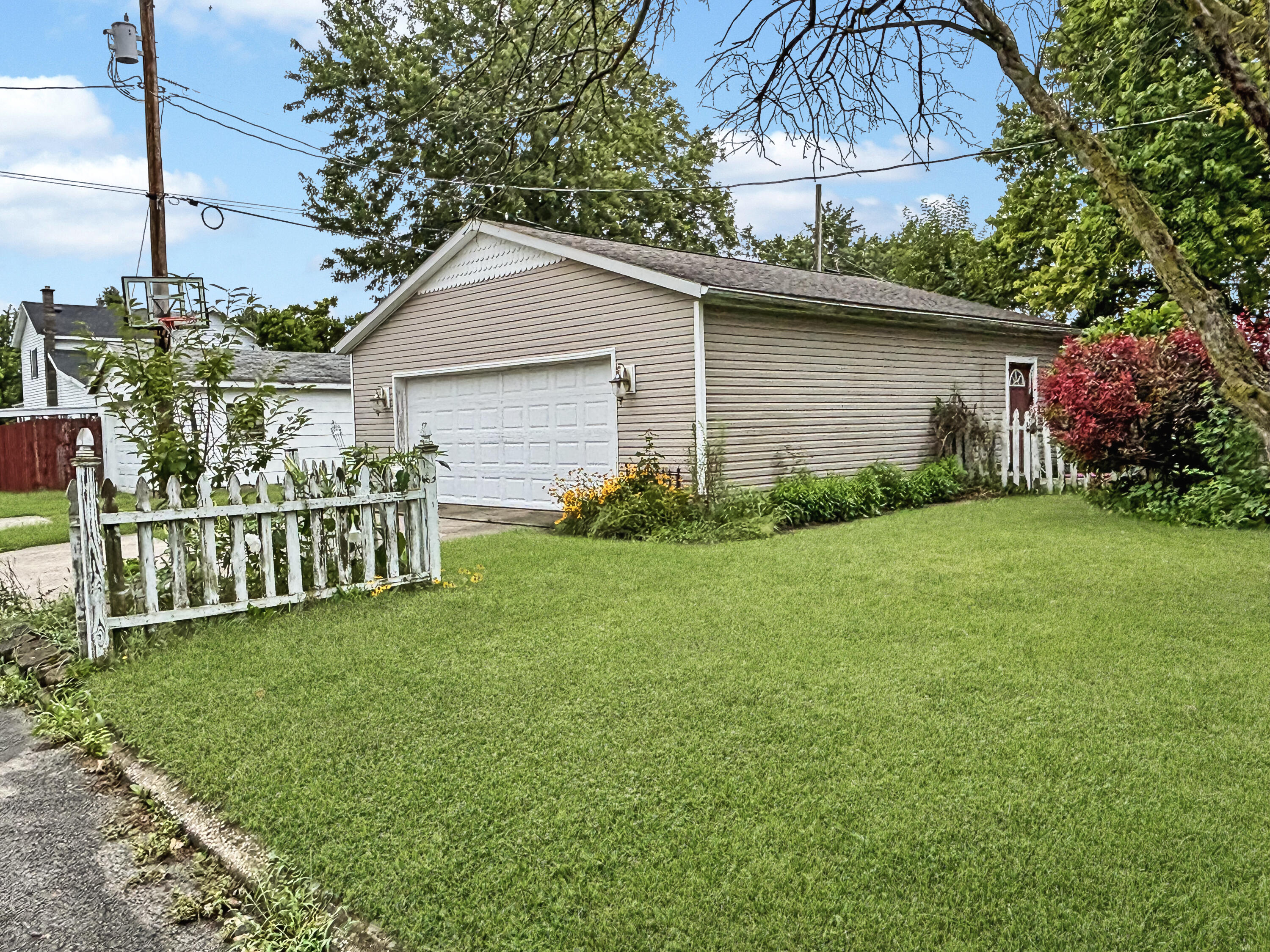 407 1st, Arcanum, Ohio 45304