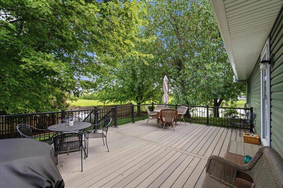 49 Lloyd, North Lewisburg, Ohio 43060
