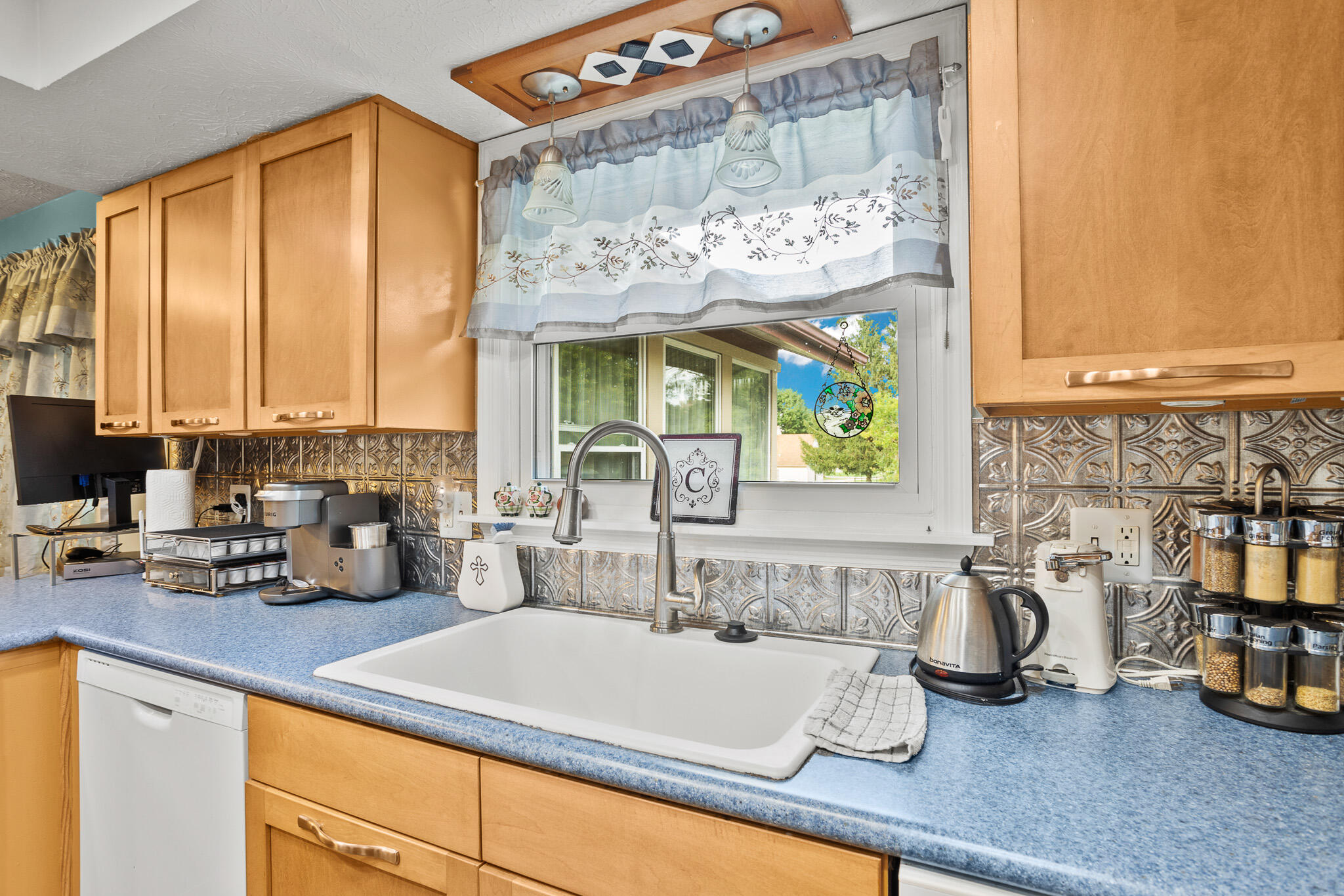 2425 Greenlawn, Troy, Ohio 45373