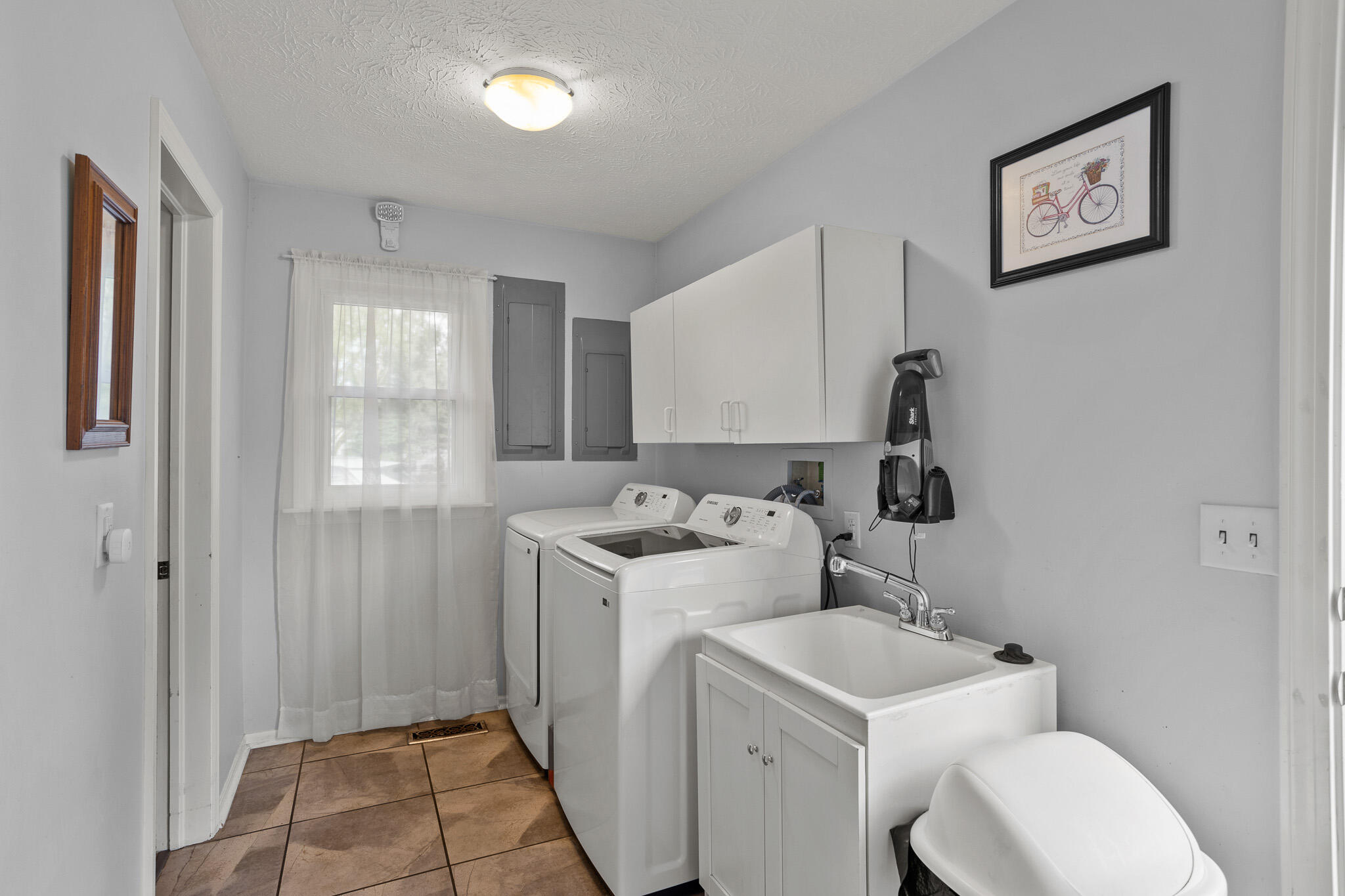 2425 Greenlawn, Troy, Ohio 45373