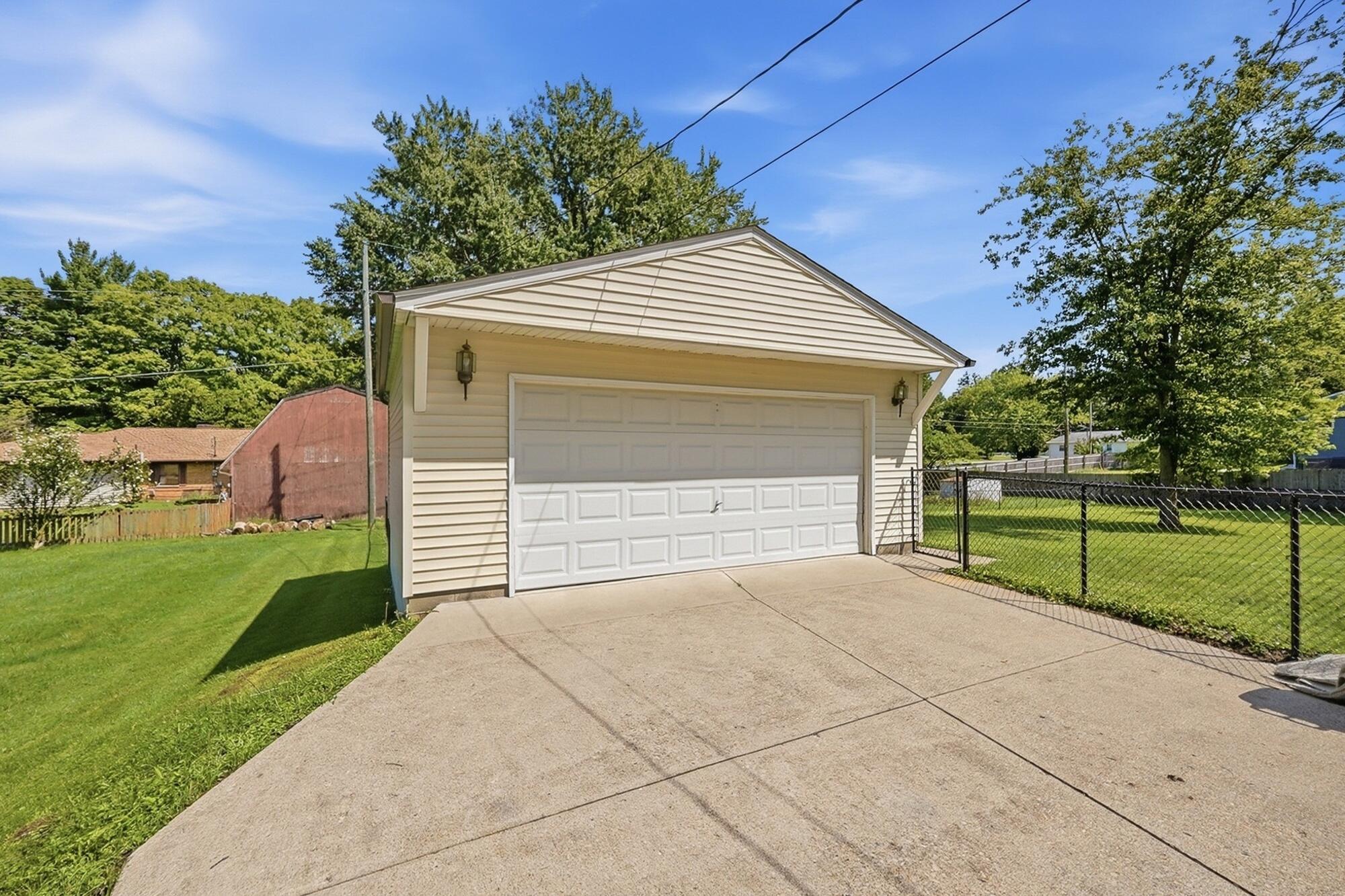 1652 Ridgeway, Springfield, Ohio 45506