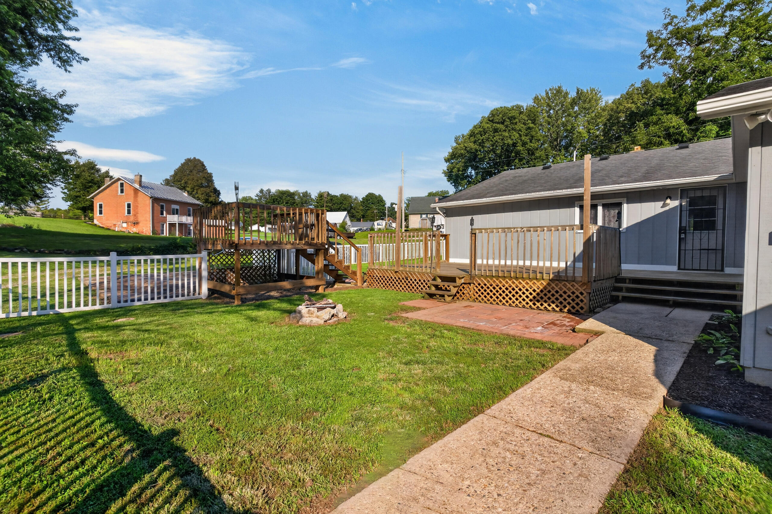 463 Towpath, Piqua, Ohio 45356