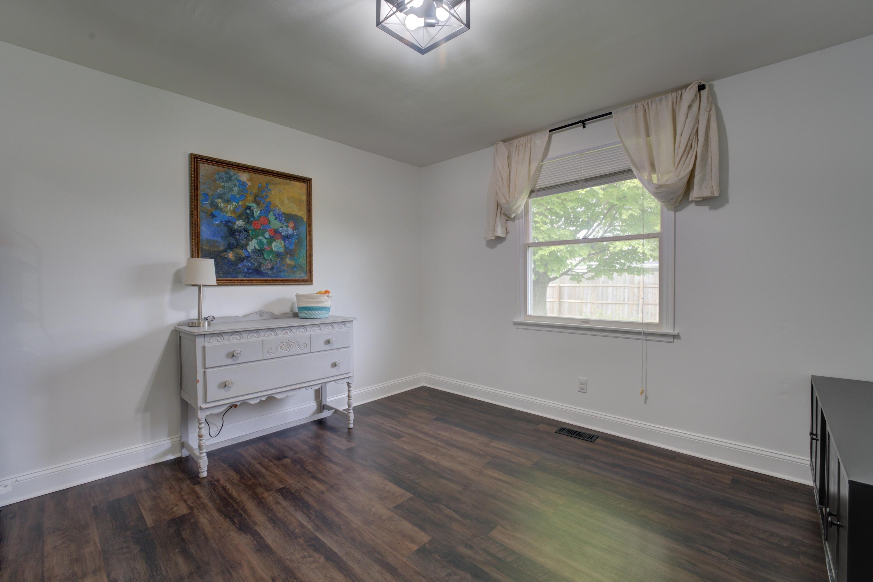 1381 Oaktree, Greenville, Ohio 45331