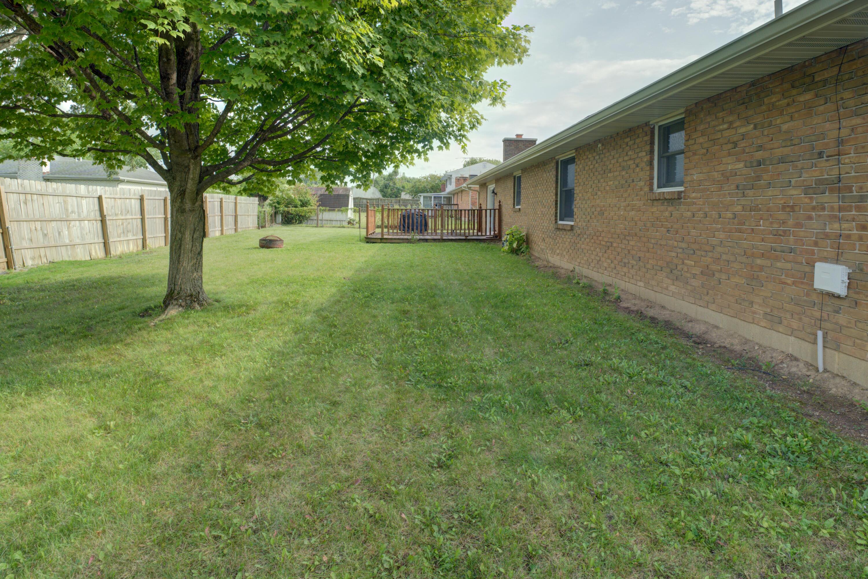1381 Oaktree, Greenville, Ohio 45331