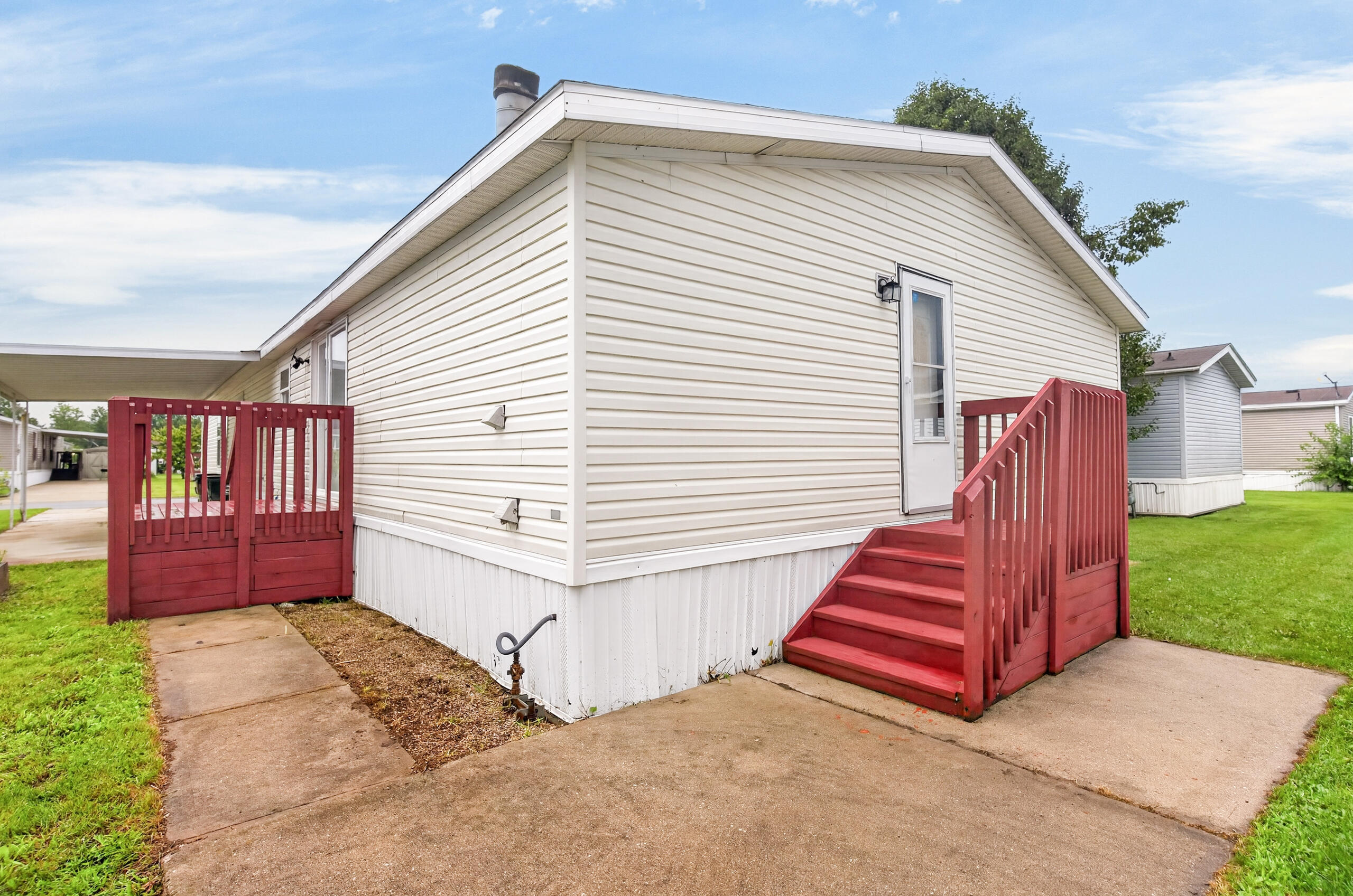 1198 Apple Blossom, Sidney, Ohio 45365