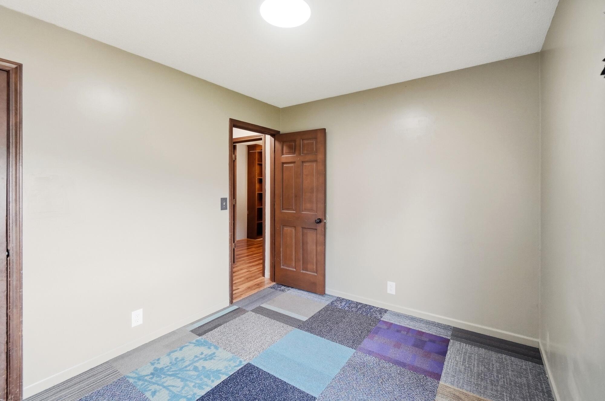 813 Circle, Wapakoneta, Ohio 45895