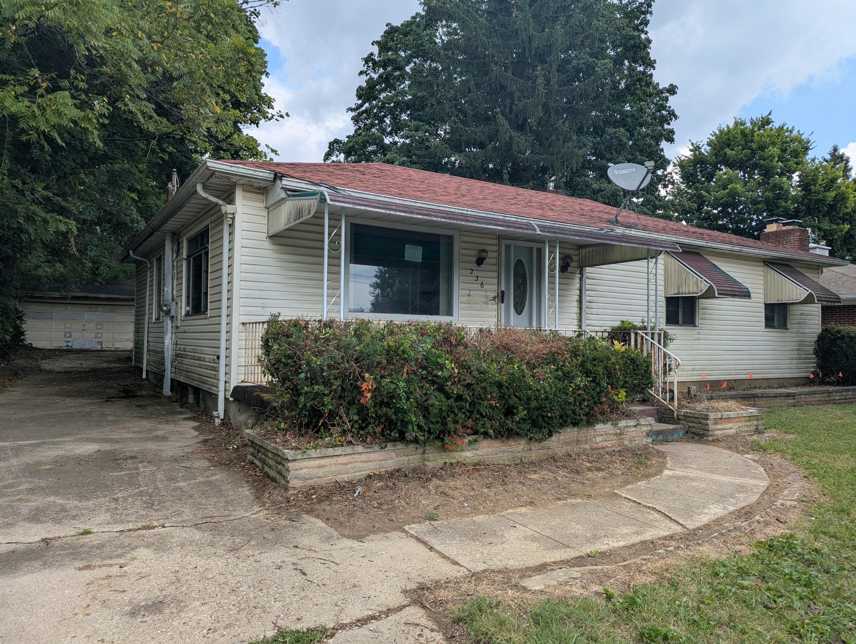 236 Singer, Springfield, Ohio 45506