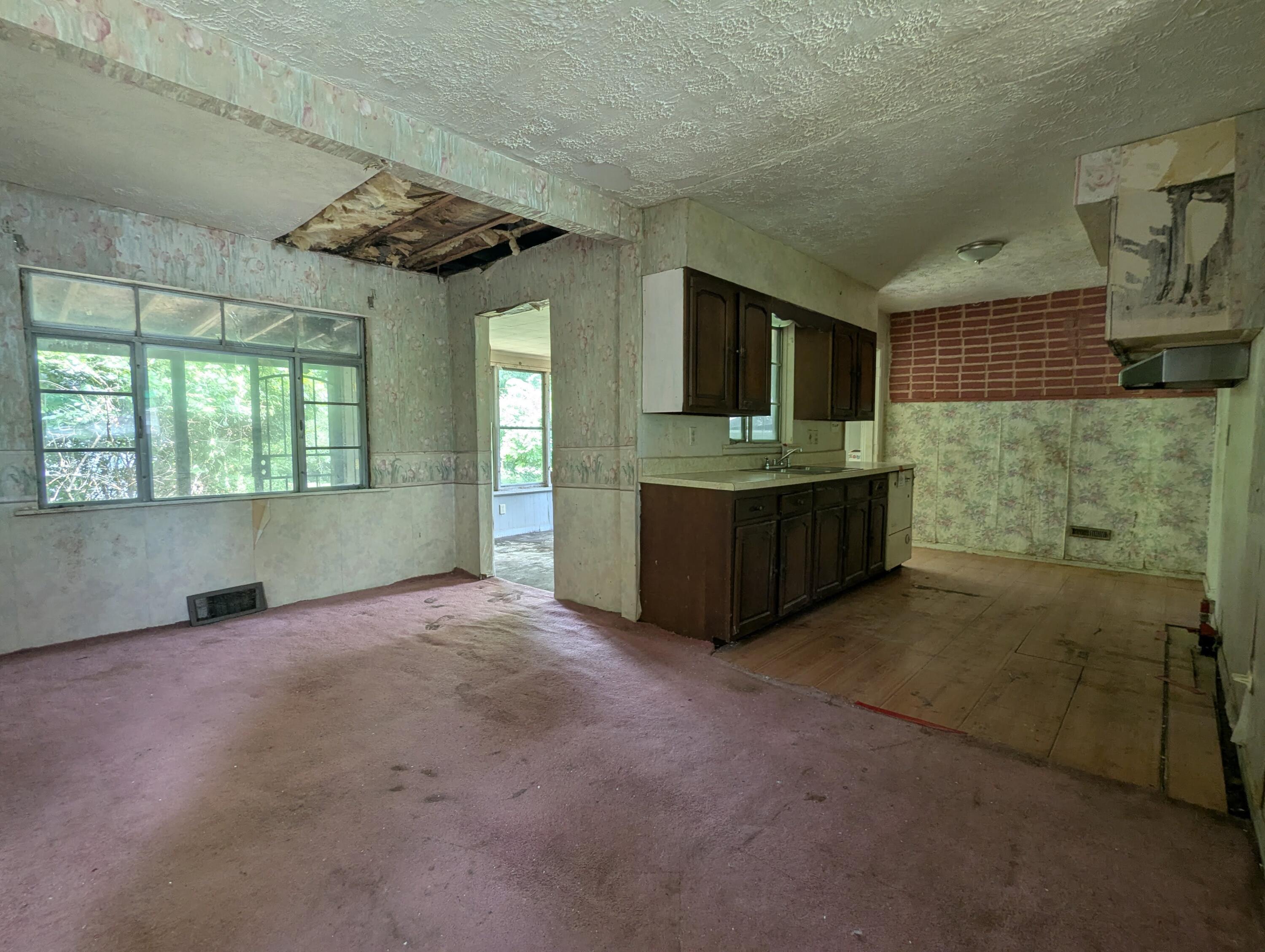 236 Singer, Springfield, Ohio 45506