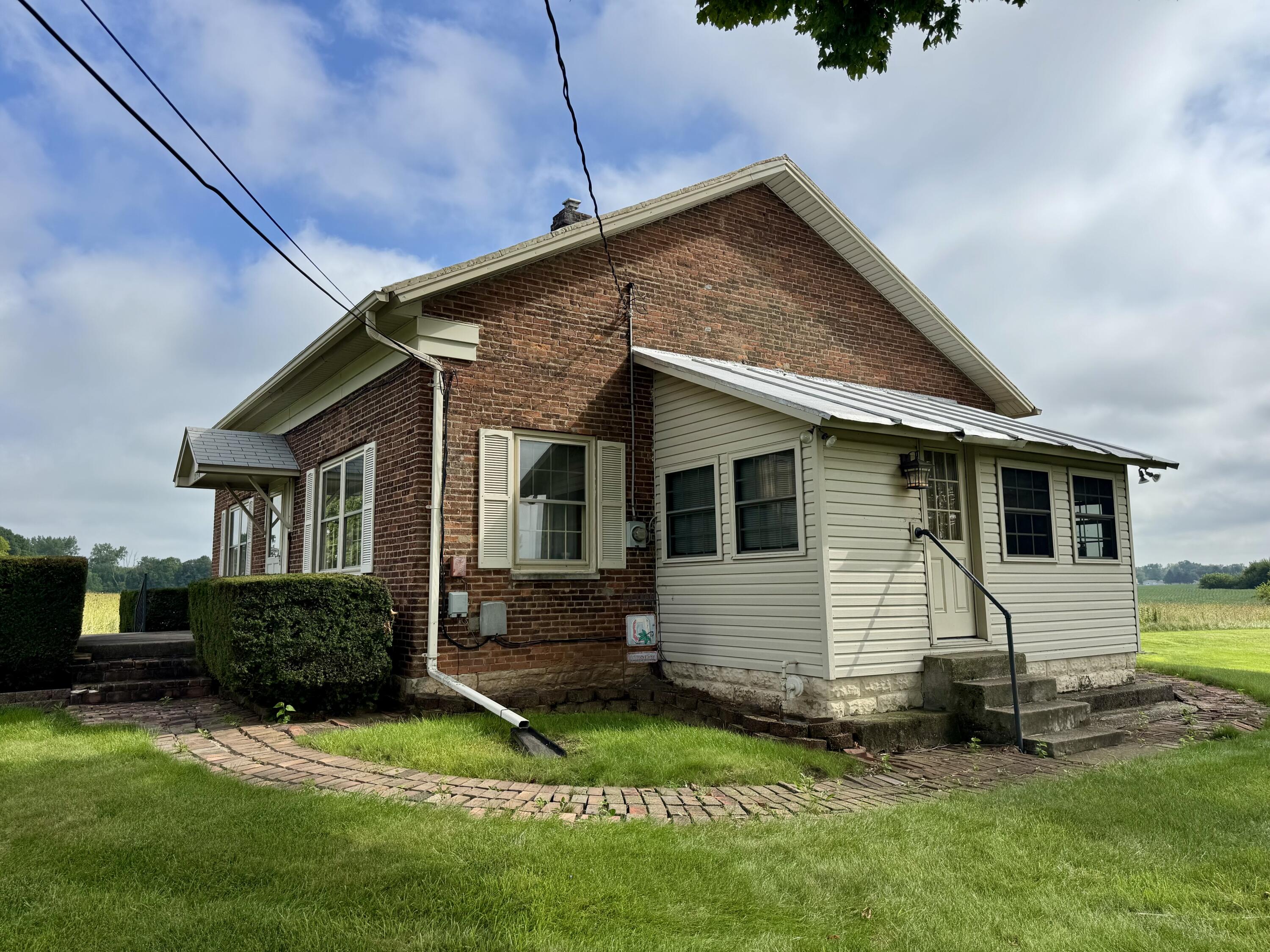 2156 Shrine, Springfield, Ohio 45502
