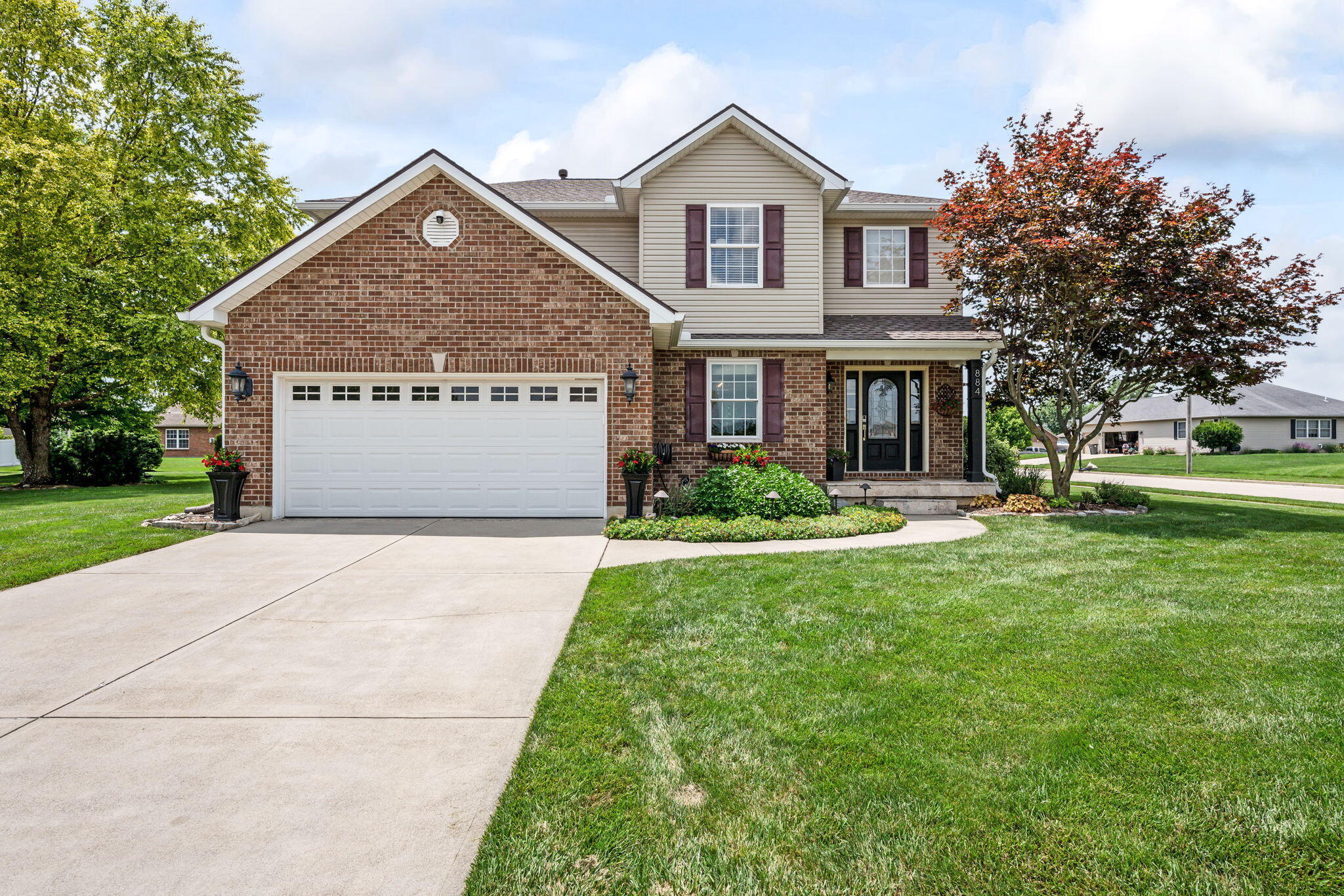 884 Shaftsbury, Troy, Ohio 45373