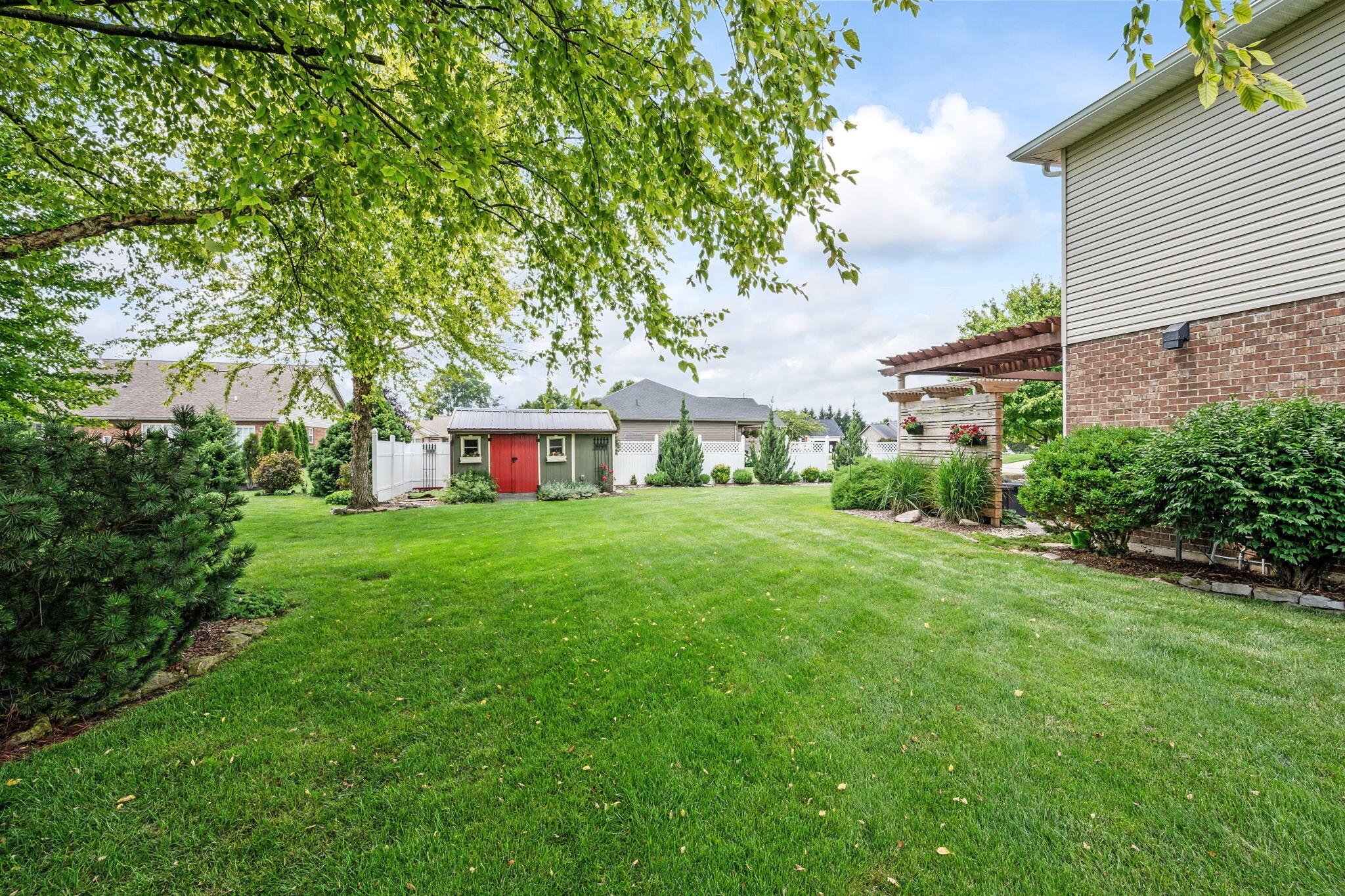 884 Shaftsbury, Troy, Ohio 45373
