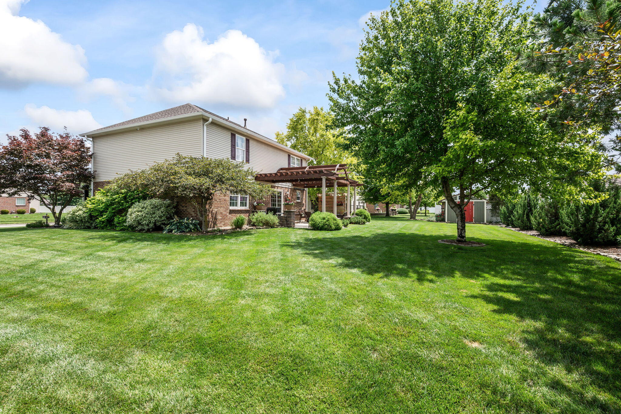 884 Shaftsbury, Troy, Ohio 45373