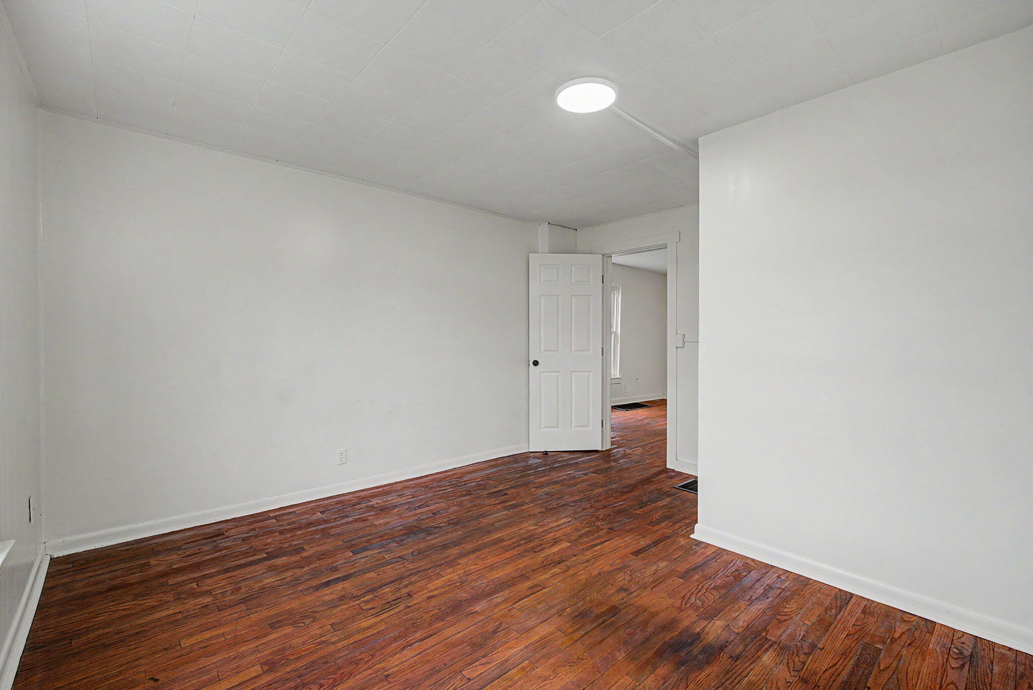 863 Sherman, Springfield, Ohio 45503