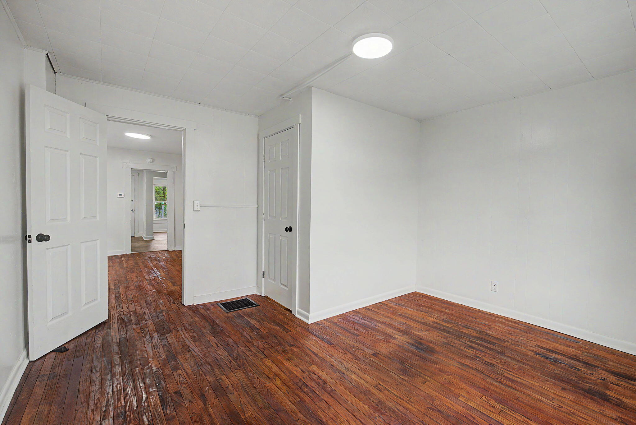 863 Sherman, Springfield, Ohio 45503